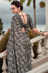 Innovative Grey Printed Mul Cotton Saree With Dazzling Blouse Piece