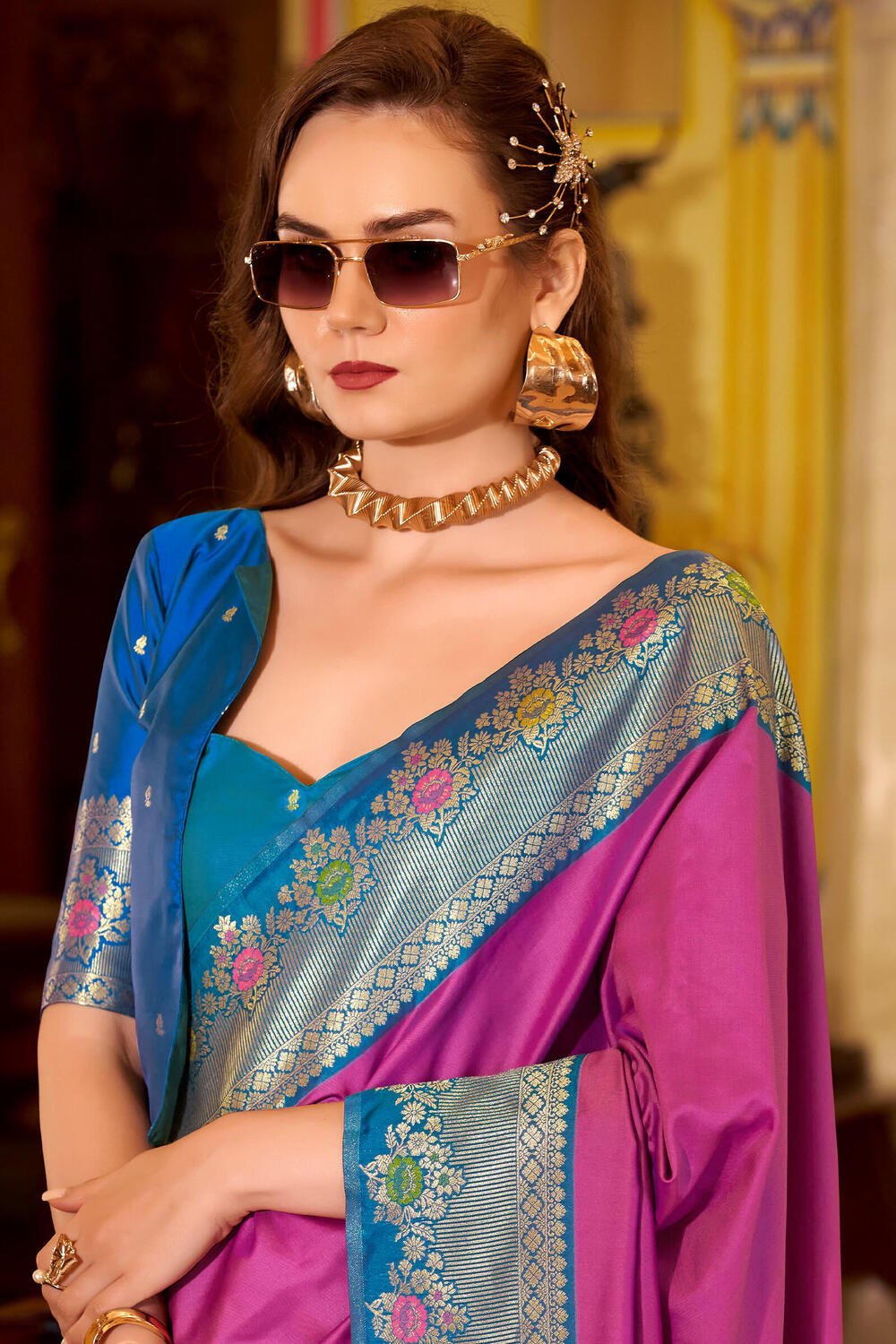 Nebula Magenta Pure Zari Weaving Banarasi Silk Saree With Classy Blouse Piece