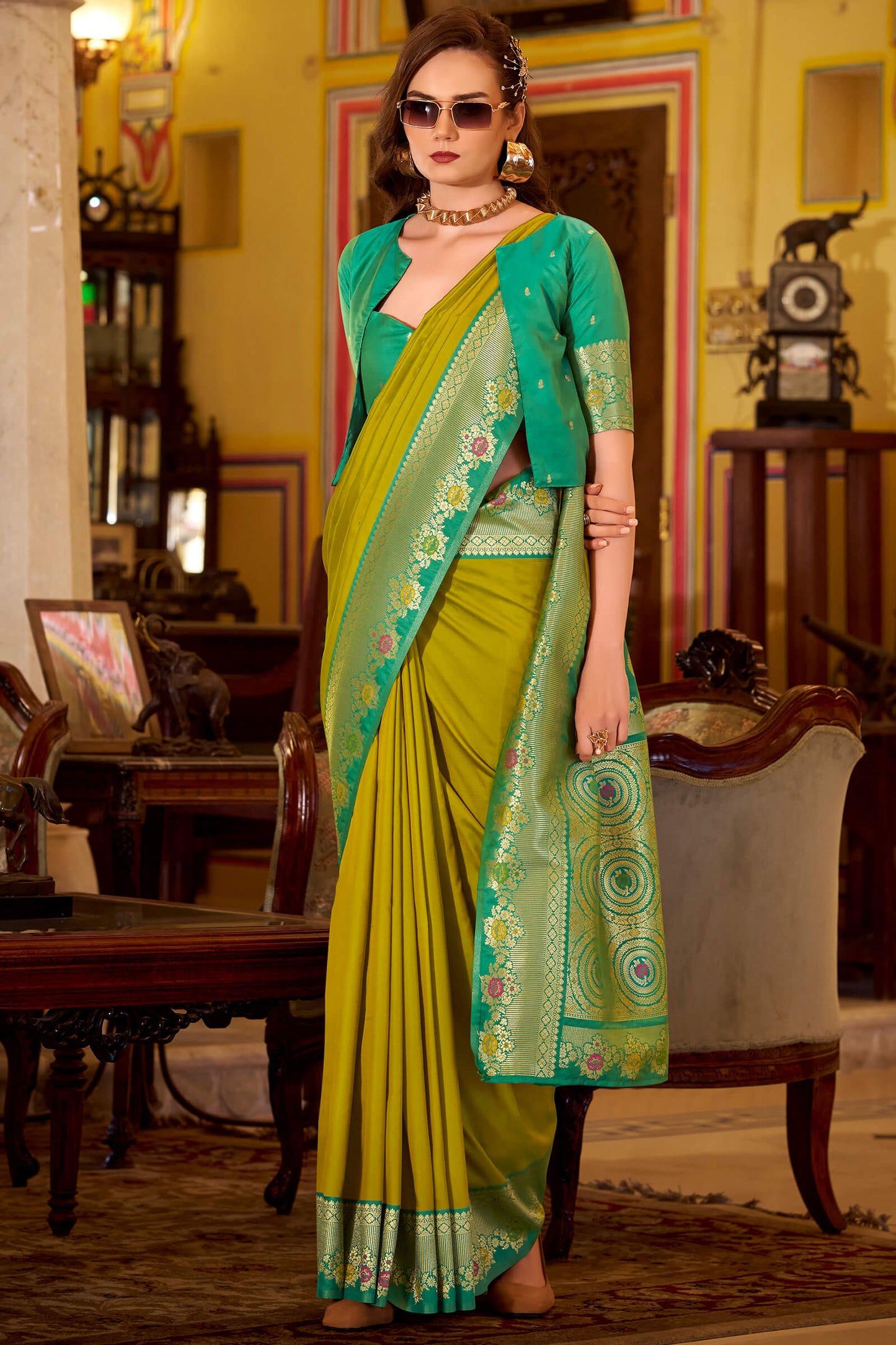 Delectable Mustard Pure Zari Weaving Banarasi Silk Saree With Desuetude Blouse Piece