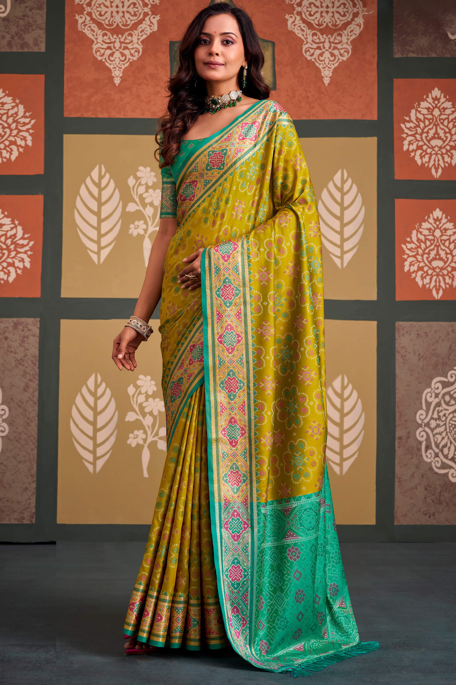 Incredible Mustard Patola Silk Saree with Lagniappe Blouse Piece