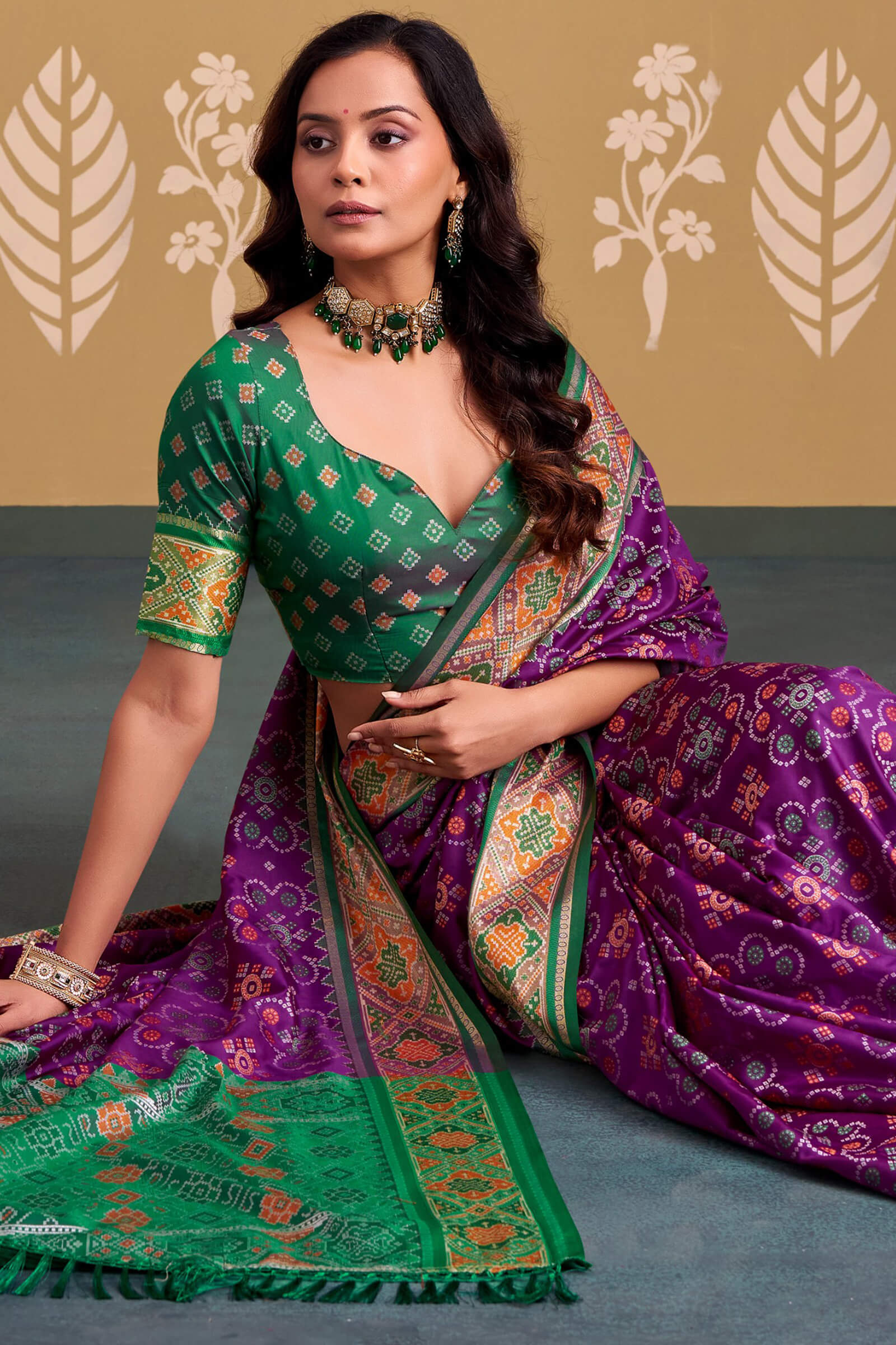 Susurrous Purple Patola Silk Saree with Sonorous Blouse Piece