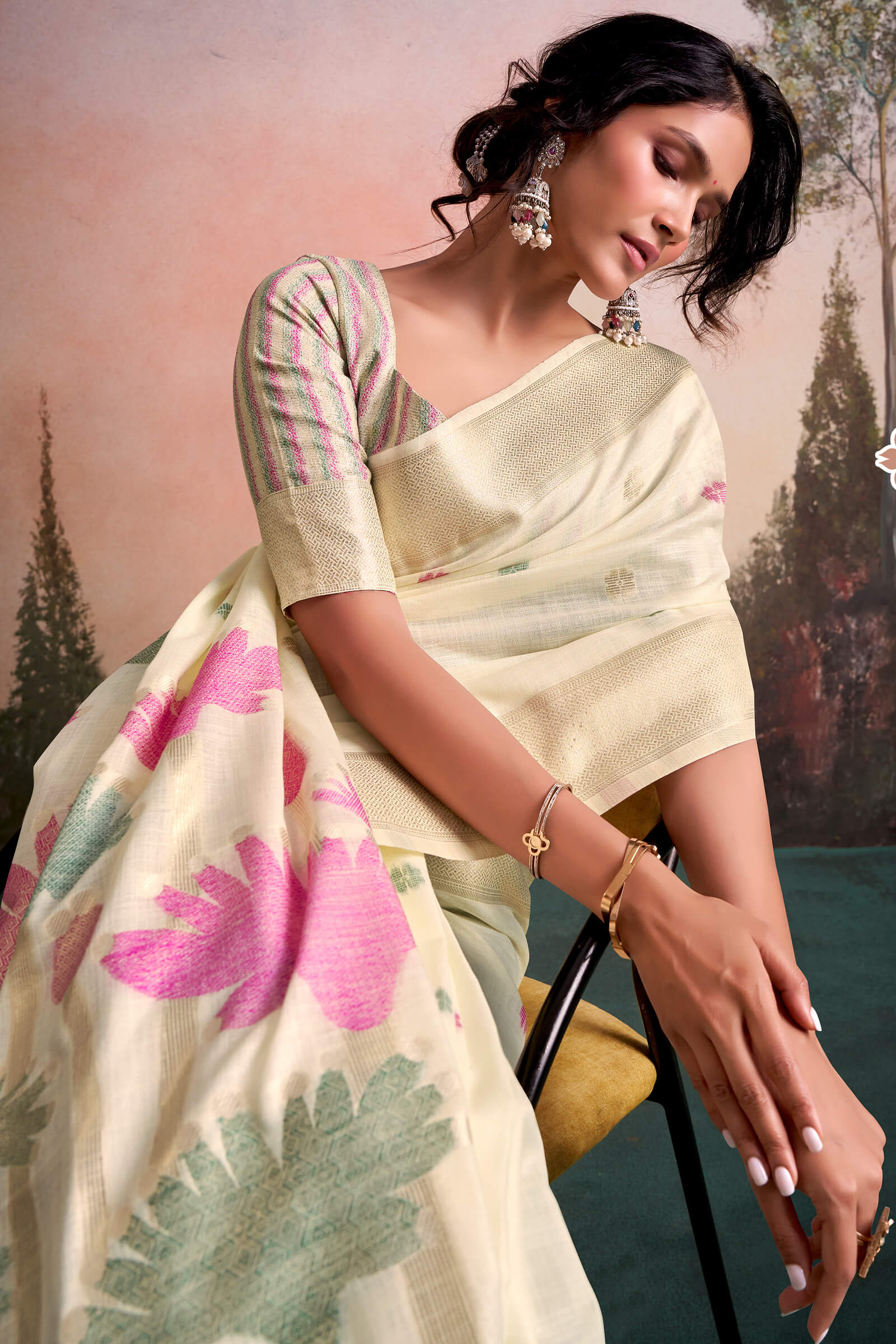 Groovy Beige Zari Woven Pure Linen Silk Saree With Woebegone Blouse Piece