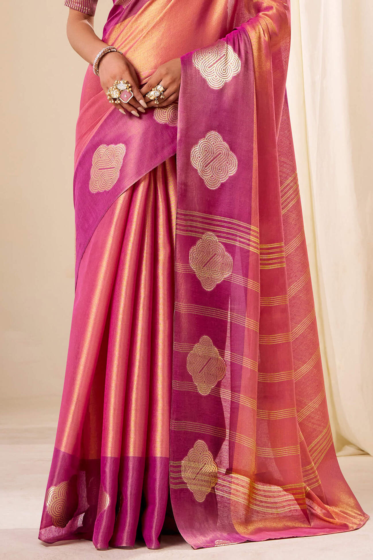 Vestigial Pink Pure Zari Weaving Banarasi Tissue Silk Saree With Enamoring Blouse Piece