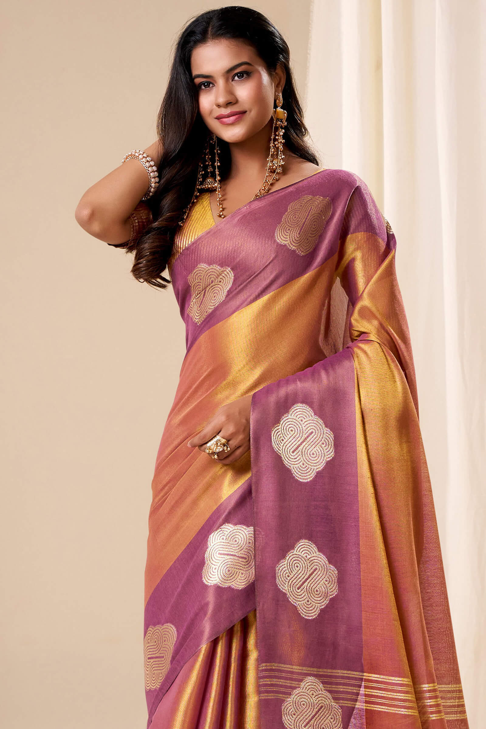 Cynosure Peach Pure Zari Weaving Banarasi Tissue Silk Saree With Ratatouille Blouse Piece