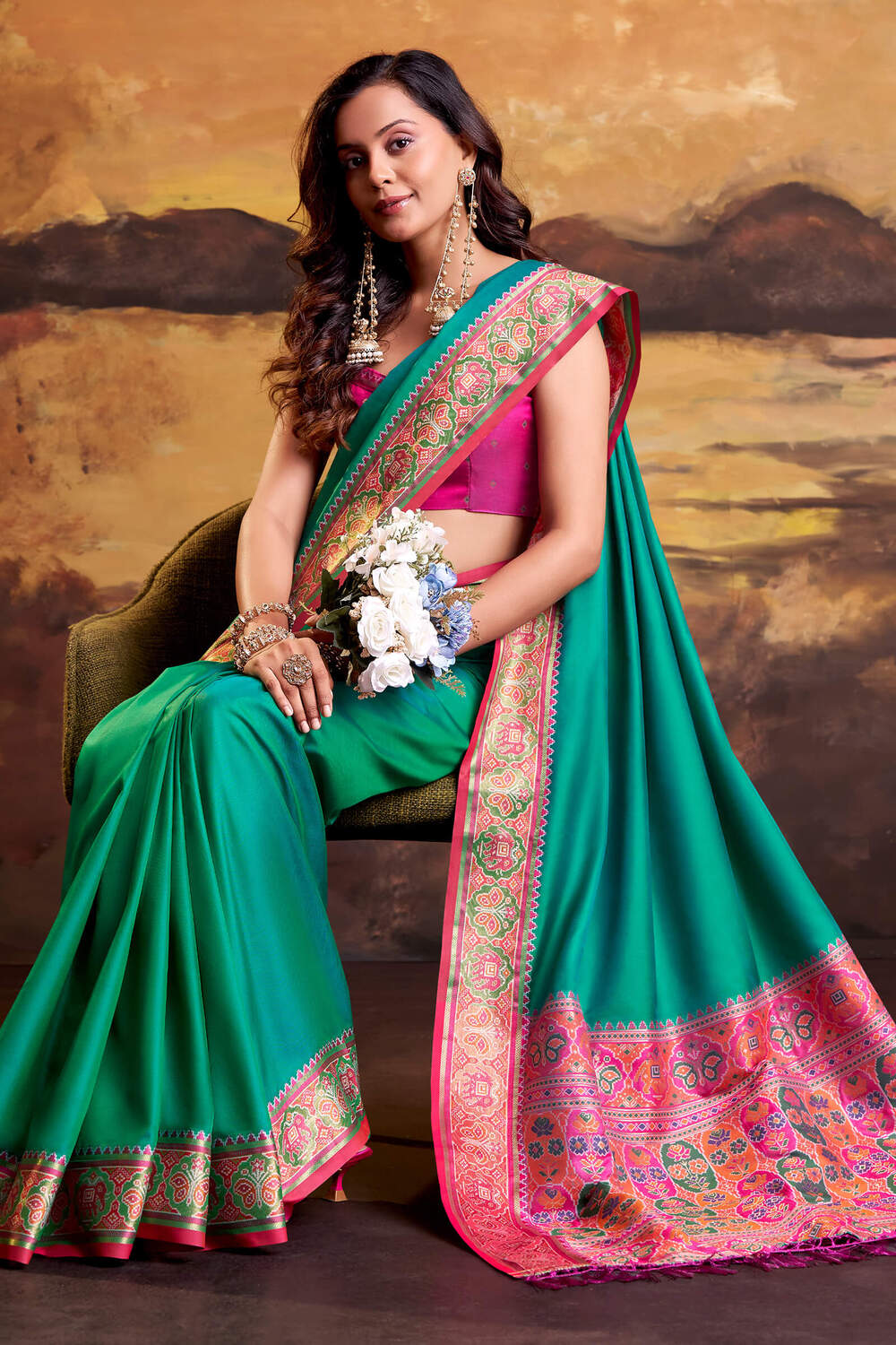 Lovely Rama Patola Silk Saree with Smart Blouse Piece