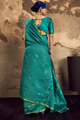 Incomparable Rama Banarasi Handloom Silk Saree With Flameboyant Blouse Piece