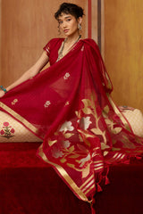 Innovative Red Pure Munga Cotton Silk Saree With Enigmatic Blouse Piece