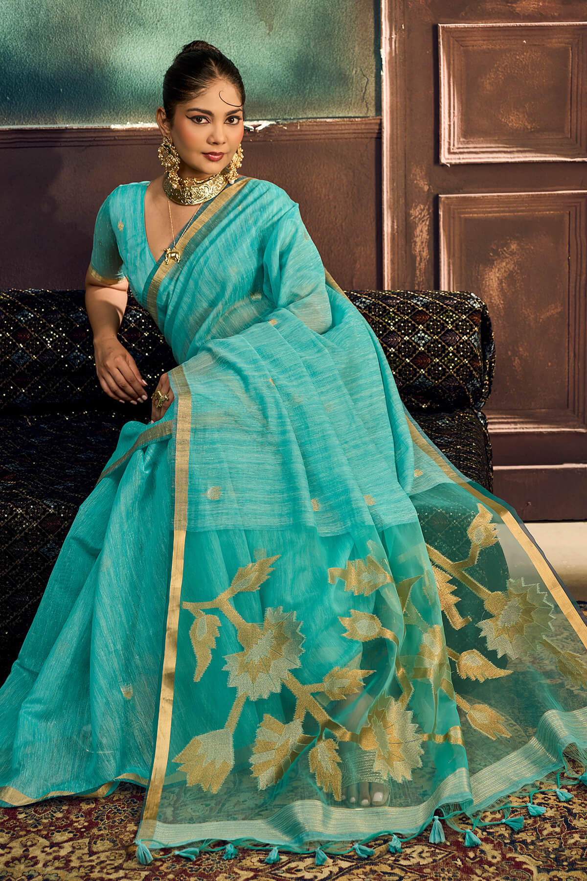 Mesmeric Turquoise Pure Munga Cotton Silk Saree With Exquisite Blouse Piece