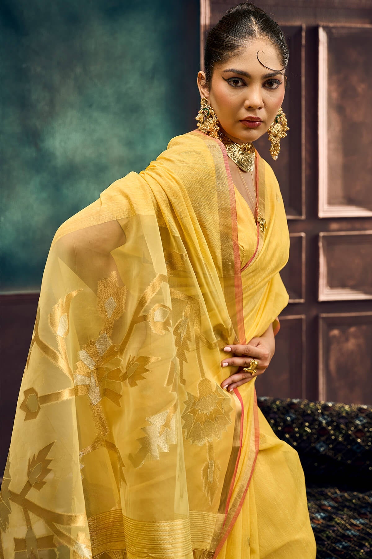 Scrumptious Yellow Pure Munga Cotton Silk Saree With Twirling Blouse Piece