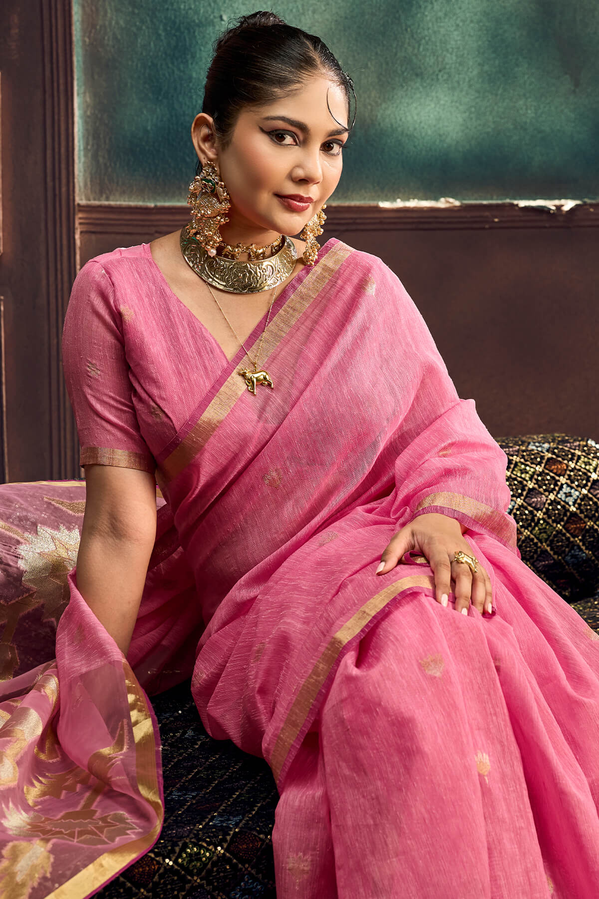 Desiring Pink Pure Munga Cotton Silk Saree With Sonorous Blouse Piece