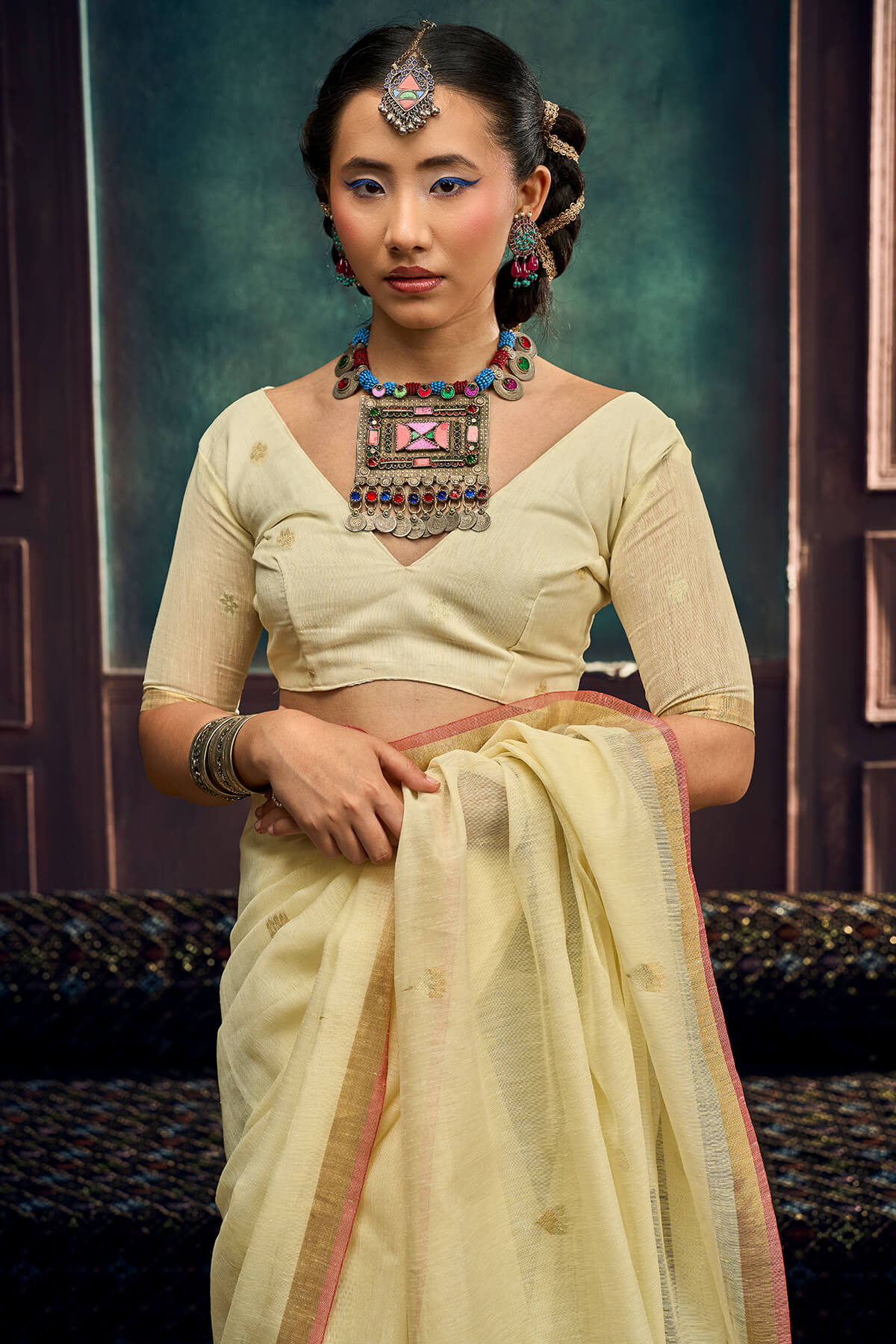 Enticing Beige Pure Munga Cotton Silk Saree With Tremendous Blouse Piece