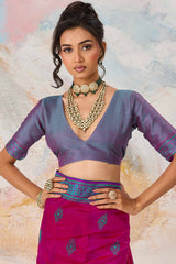 Denouement Dark pink Kanjivaram Silk Saree With Engrossing Blouse Piece