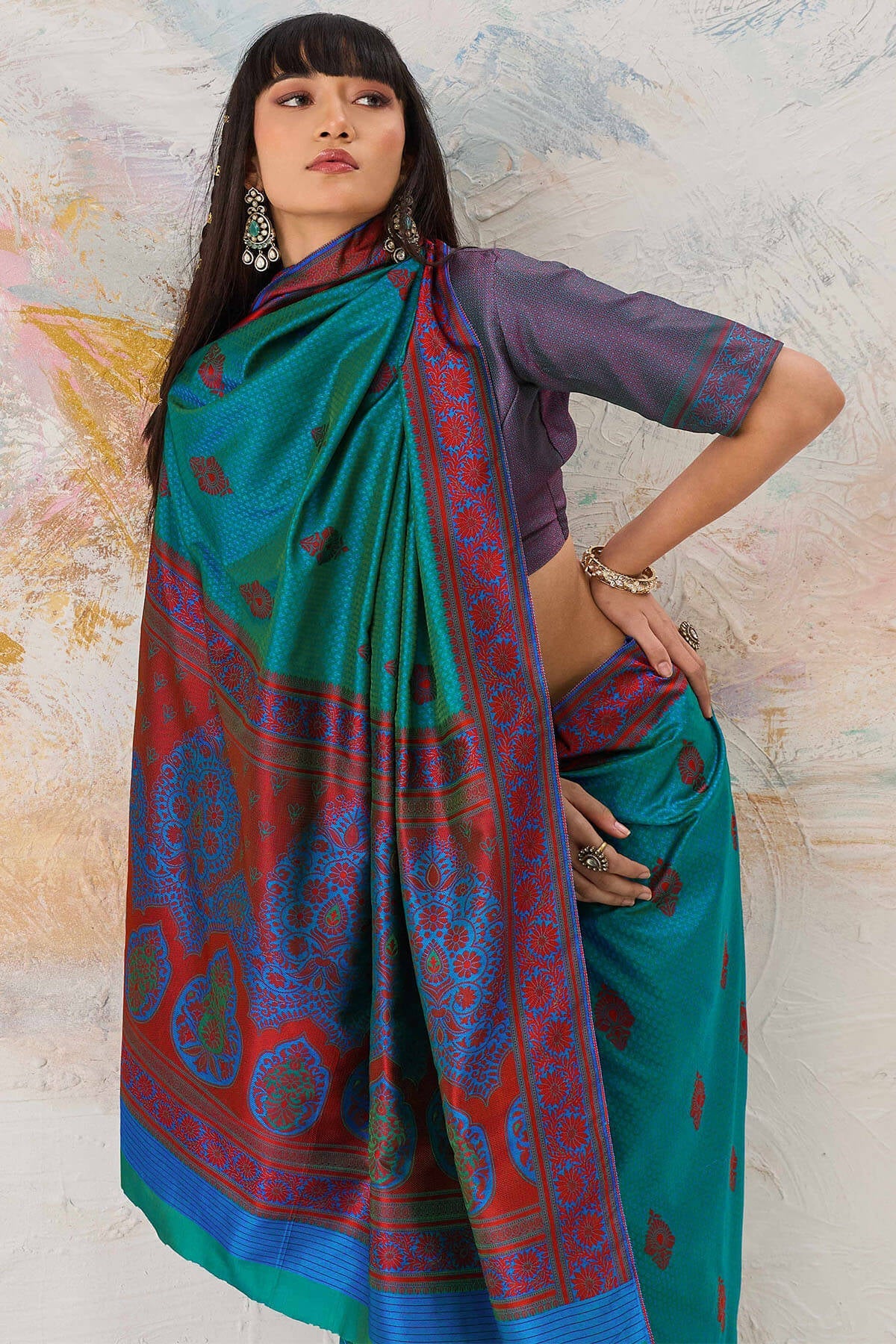 Eloquence Rama Kanjivaram Silk Saree With Divine Blouse Piece