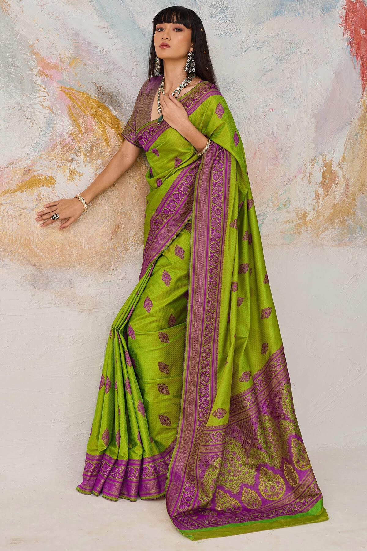 Desirable Green Kanjivaram Silk Saree With Seraphic Blouse Piece