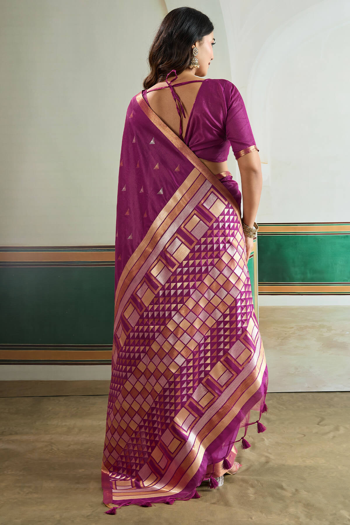 Gratifying Purple Pure Zari Weaving Banarasi Tussar Silk Saree With Allure Blouse Piece