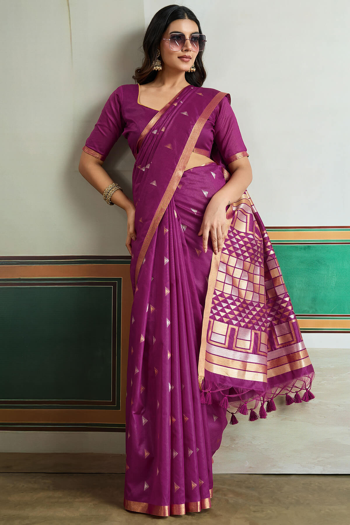 Gratifying Purple Pure Zari Weaving Banarasi Tussar Silk Saree With Allure Blouse Piece