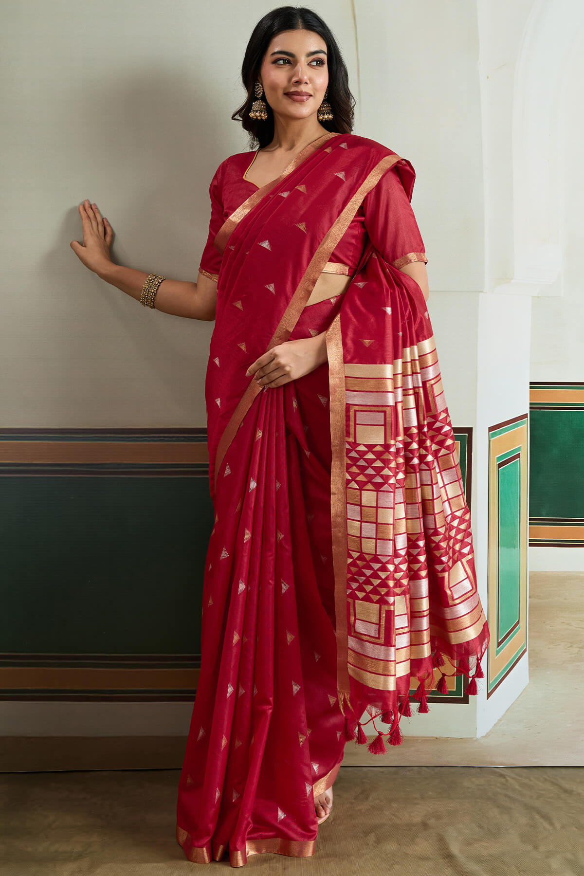 Improbable Maroon Pure Zari Weaving Banarasi Tussar Silk Saree With Marvellous Blouse Piece
