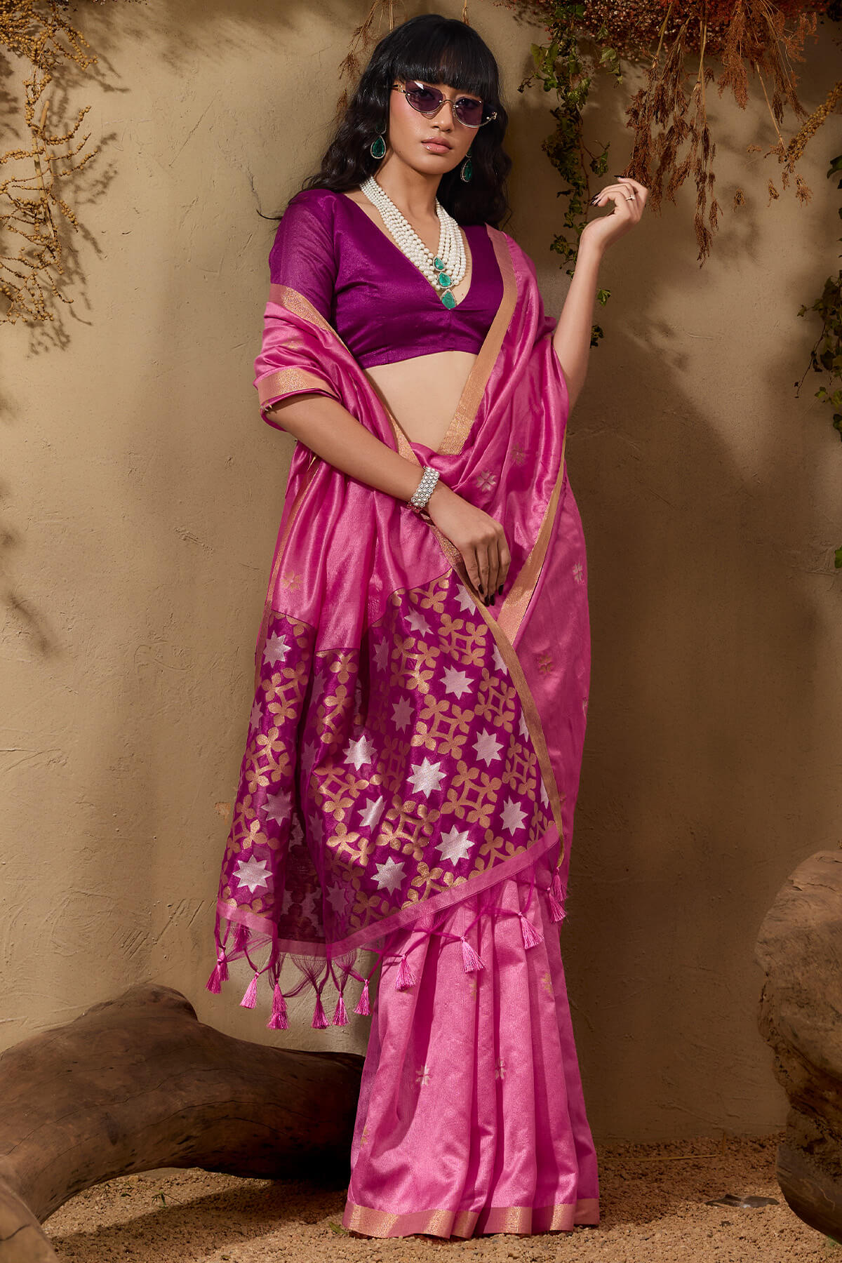 Epiphany Pink Pure Zari Weaving Banarasi Tussar Silk Saree With Beauteous Blouse Piece