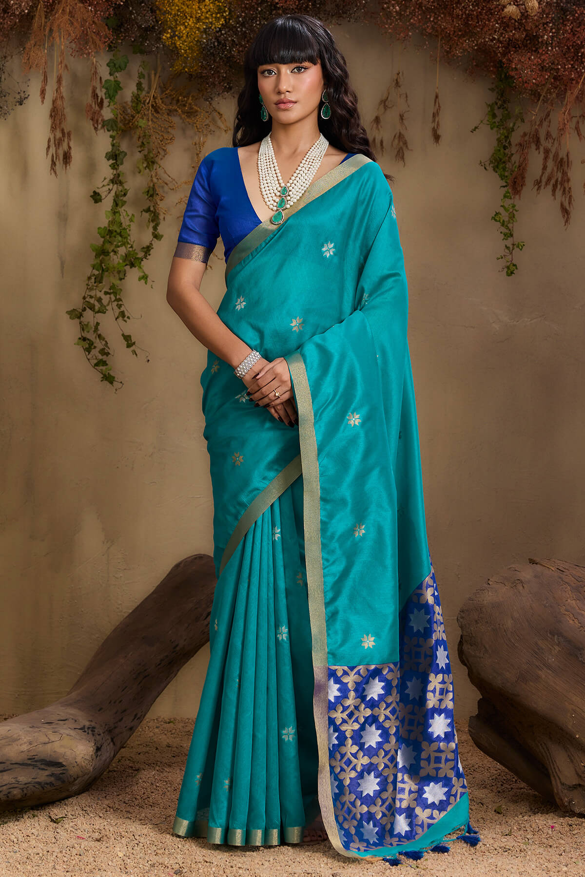 Preferable Firozi Pure Zari Weaving Banarasi Tussar Silk Saree With Enthralling Blouse Piece