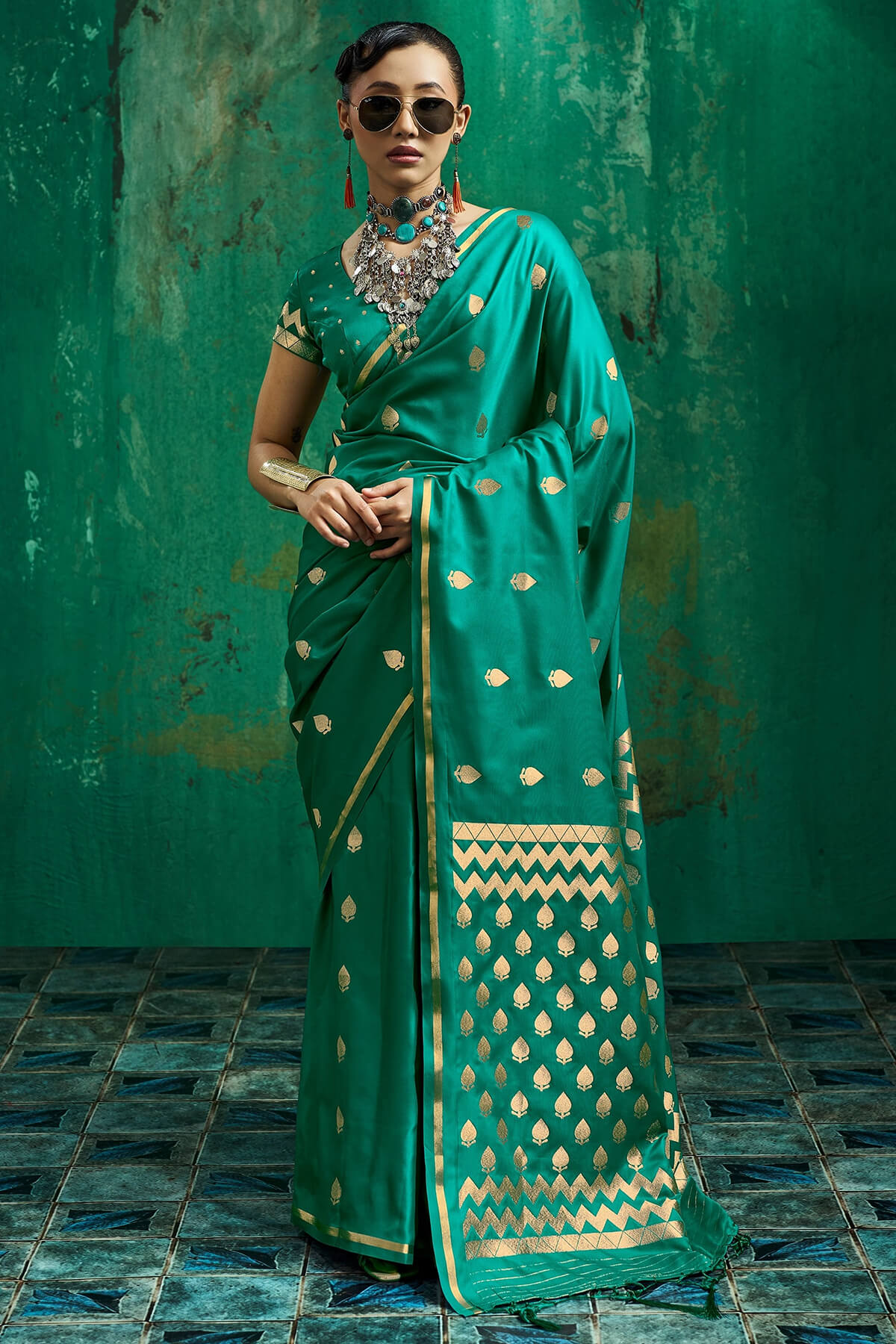 Surreptitious Sea Green Banarasi Satin Silk Saree With Confounding Blouse