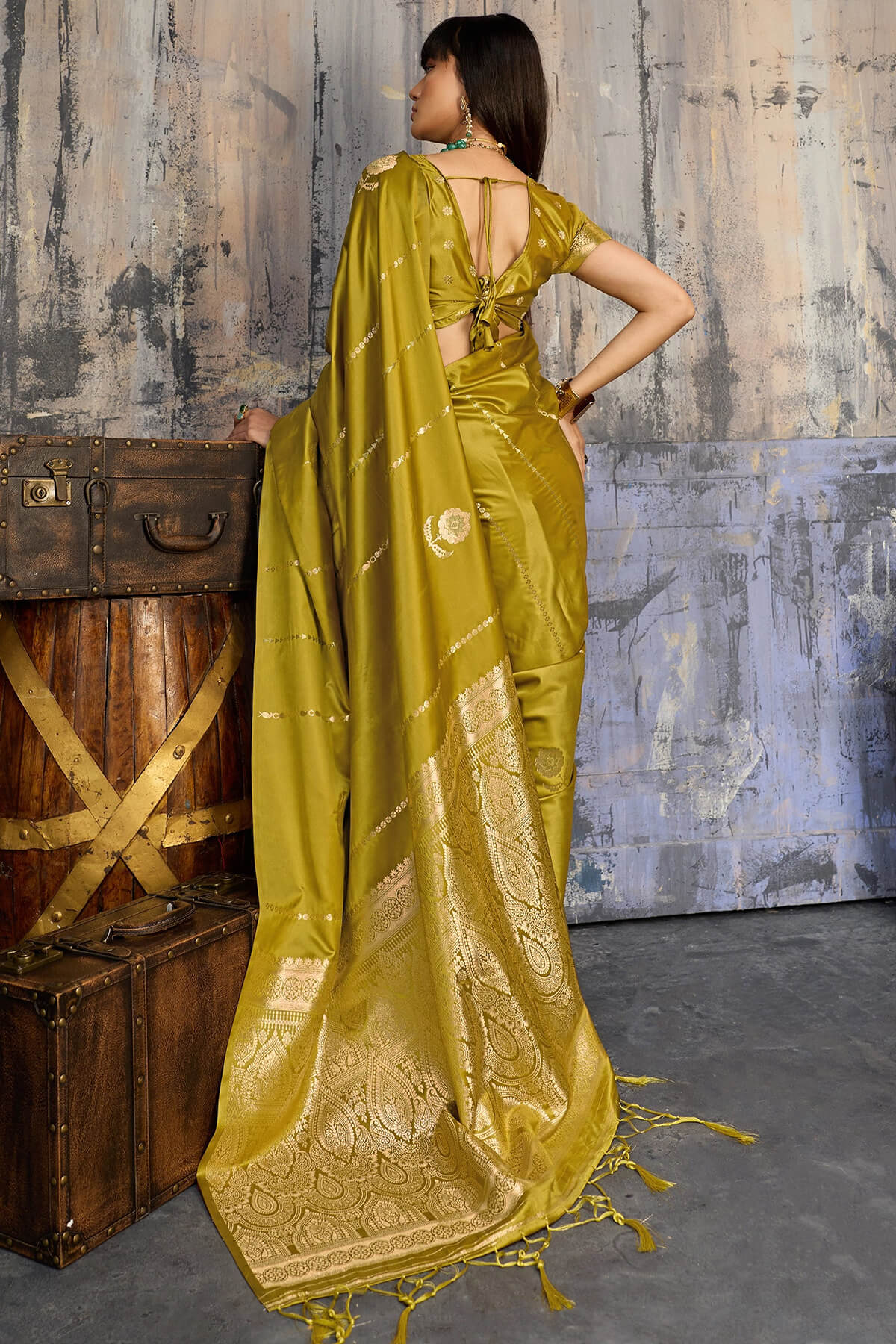 Supernal Mustard Banarasi Satin Silk Saree With Forbearance Blouse