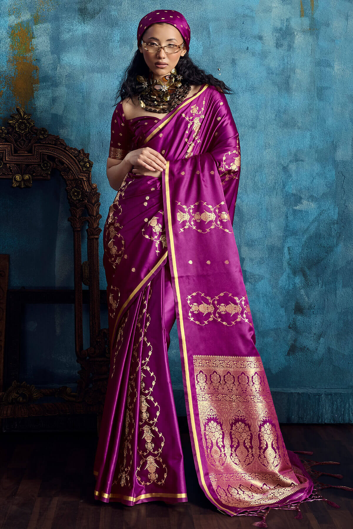 Beauteous Magenta Banarasi Satin Silk Saree With Evocative Blouse