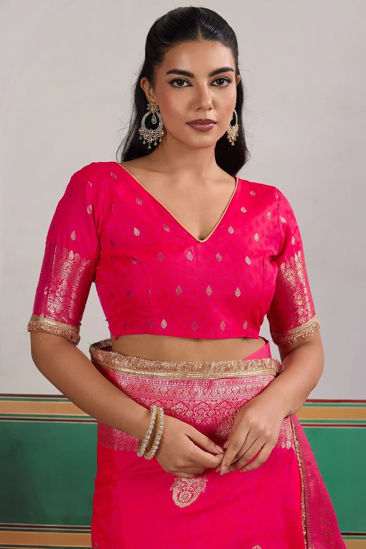 Engaging Dark Pink Pure Zari Weaving Banarasi Silk Saree With Fancy Lace Border