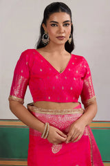 Engaging Dark Pink Pure Zari Weaving Banarasi Silk Saree With Fancy Lace Border
