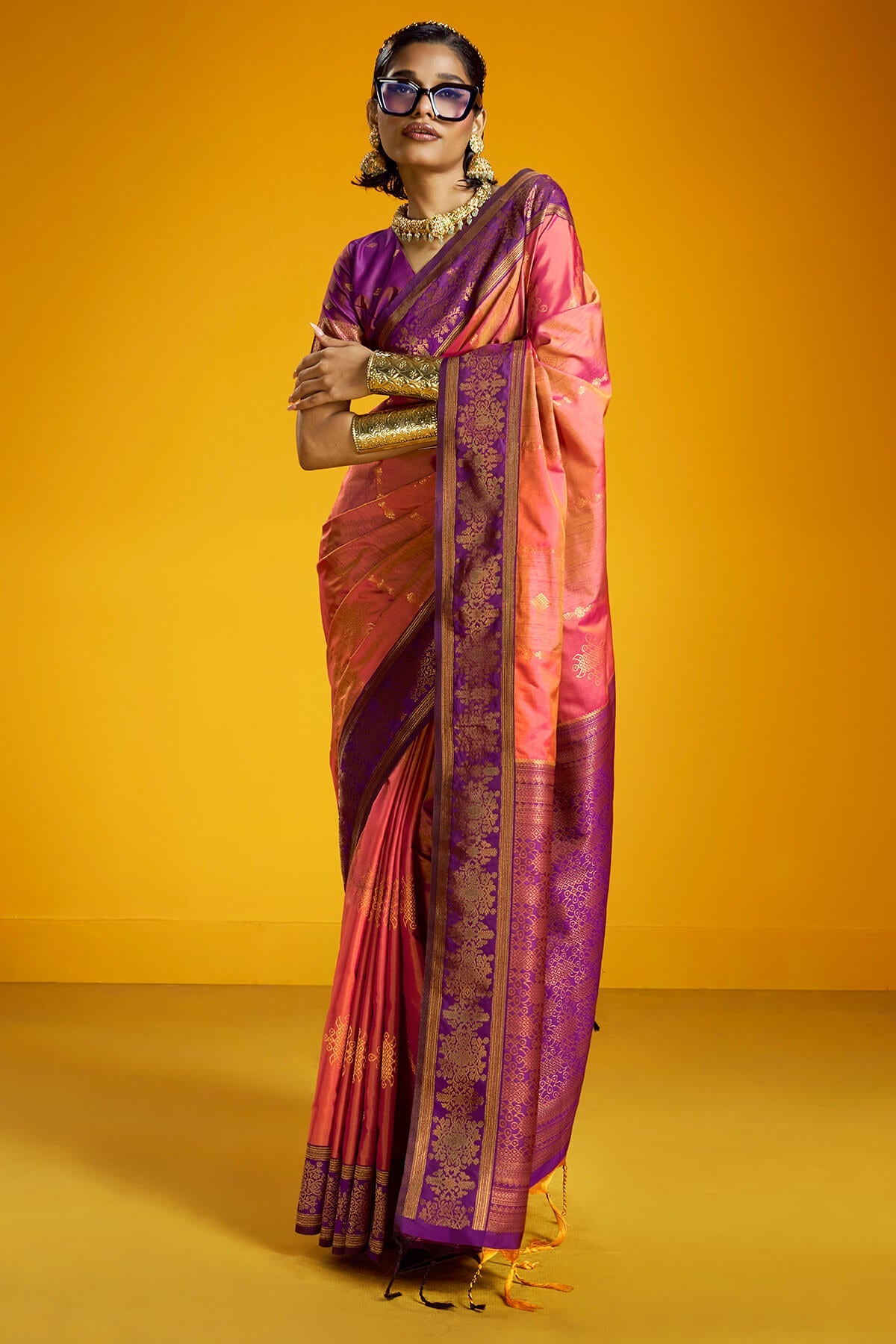 Charming Pink Pure Zari Weaving Banarasi Silk Saree With Tantalizing Blouse Piece