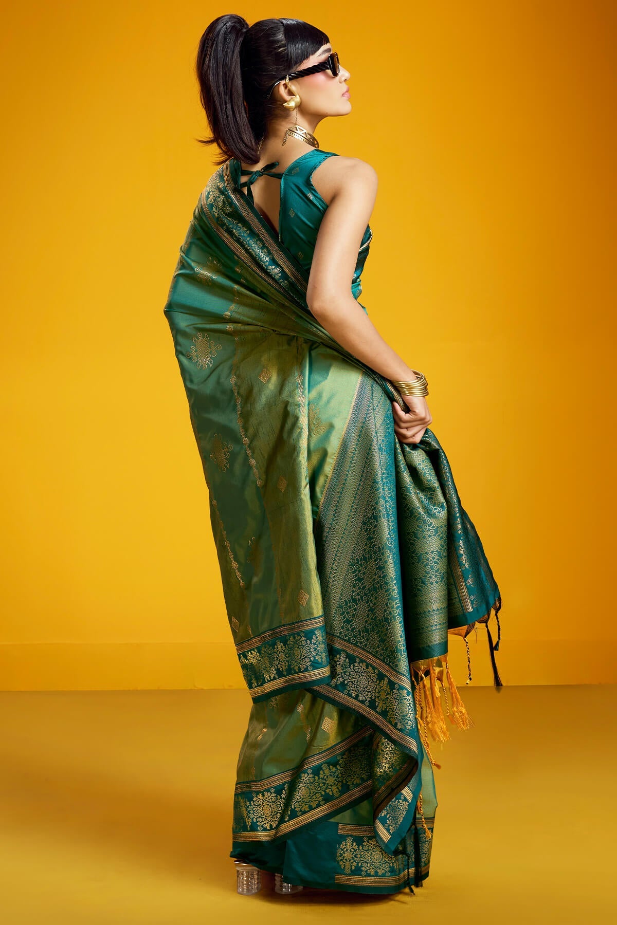 Adoring Green Pure Zari Weaving Banarasi Silk Saree With Desiring Blouse Piece