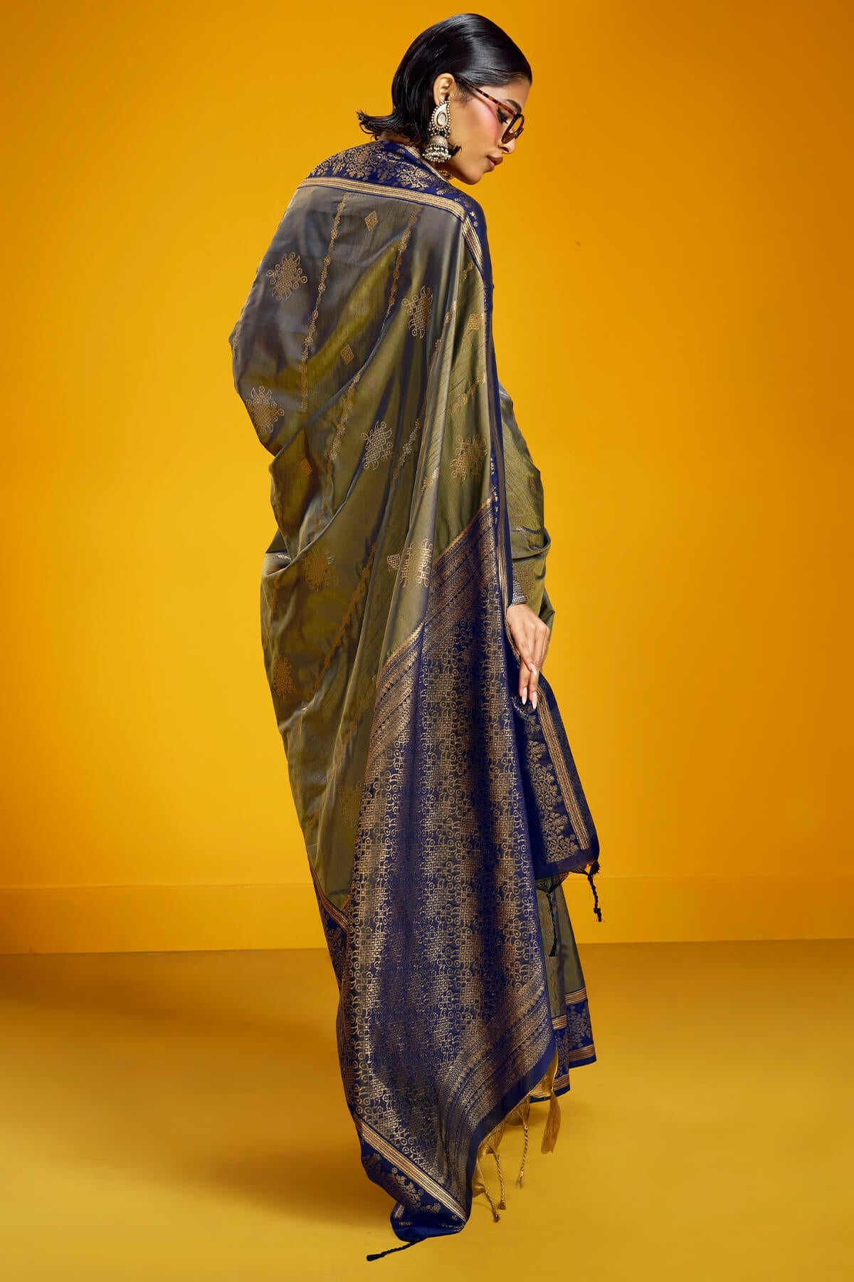 Admirable Blue Pure Zari Weaving Banarasi Silk Saree With Brood Blouse Piece