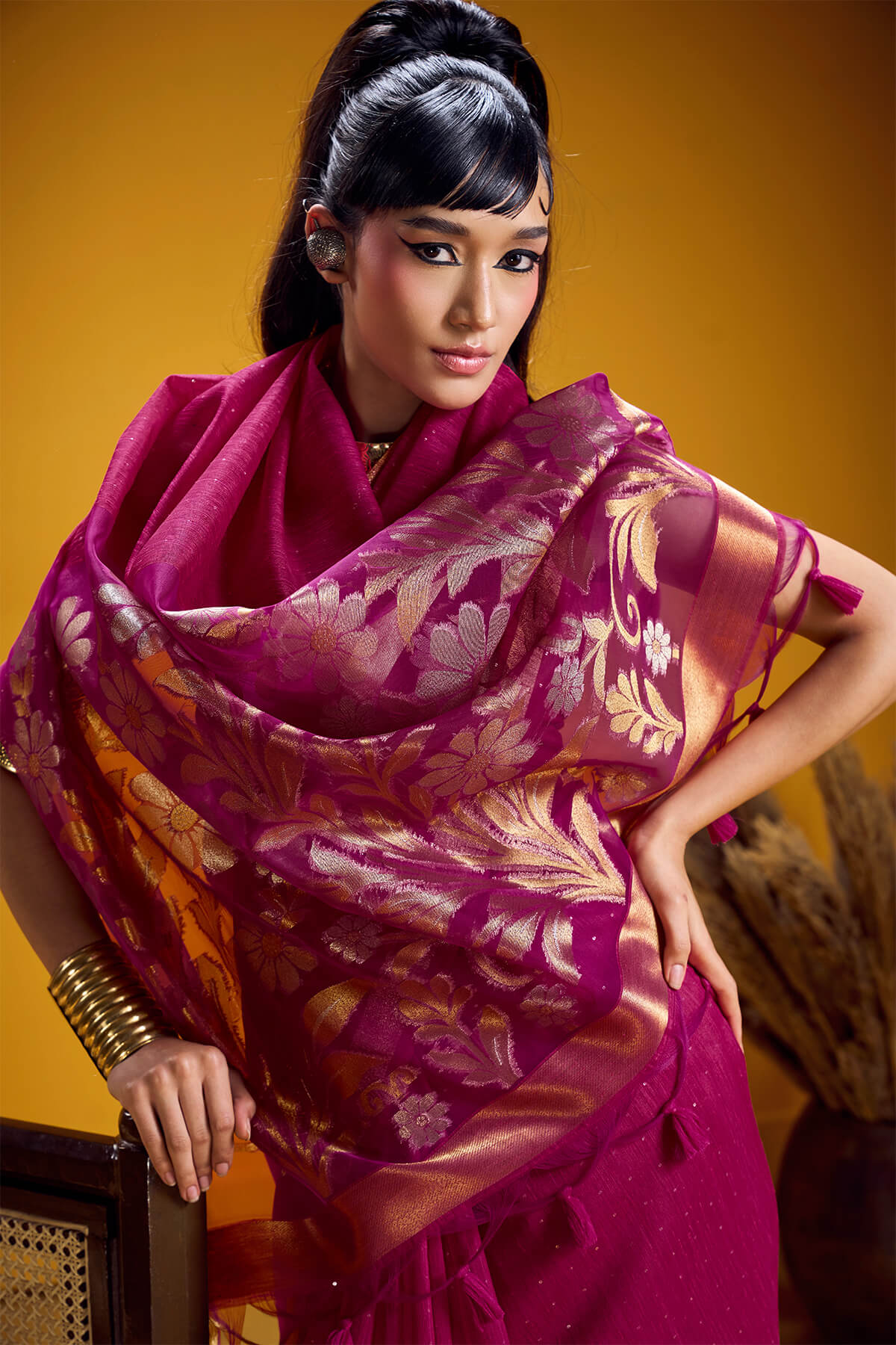 Mesmerising Dark Pink Pure Munga Cotton Silk Saree With Palimpsest Blouse Piece