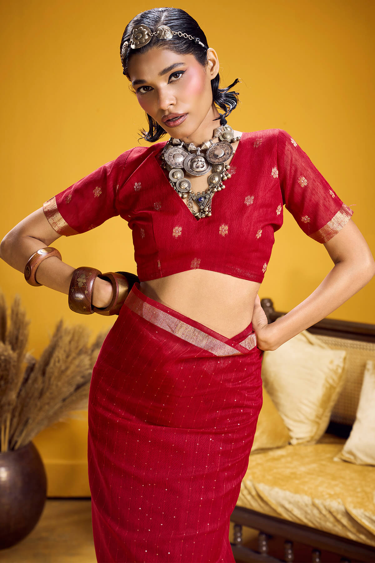 Felicitous Red Pure Munga Cotton Silk Saree With Rhapsody Blouse Piece