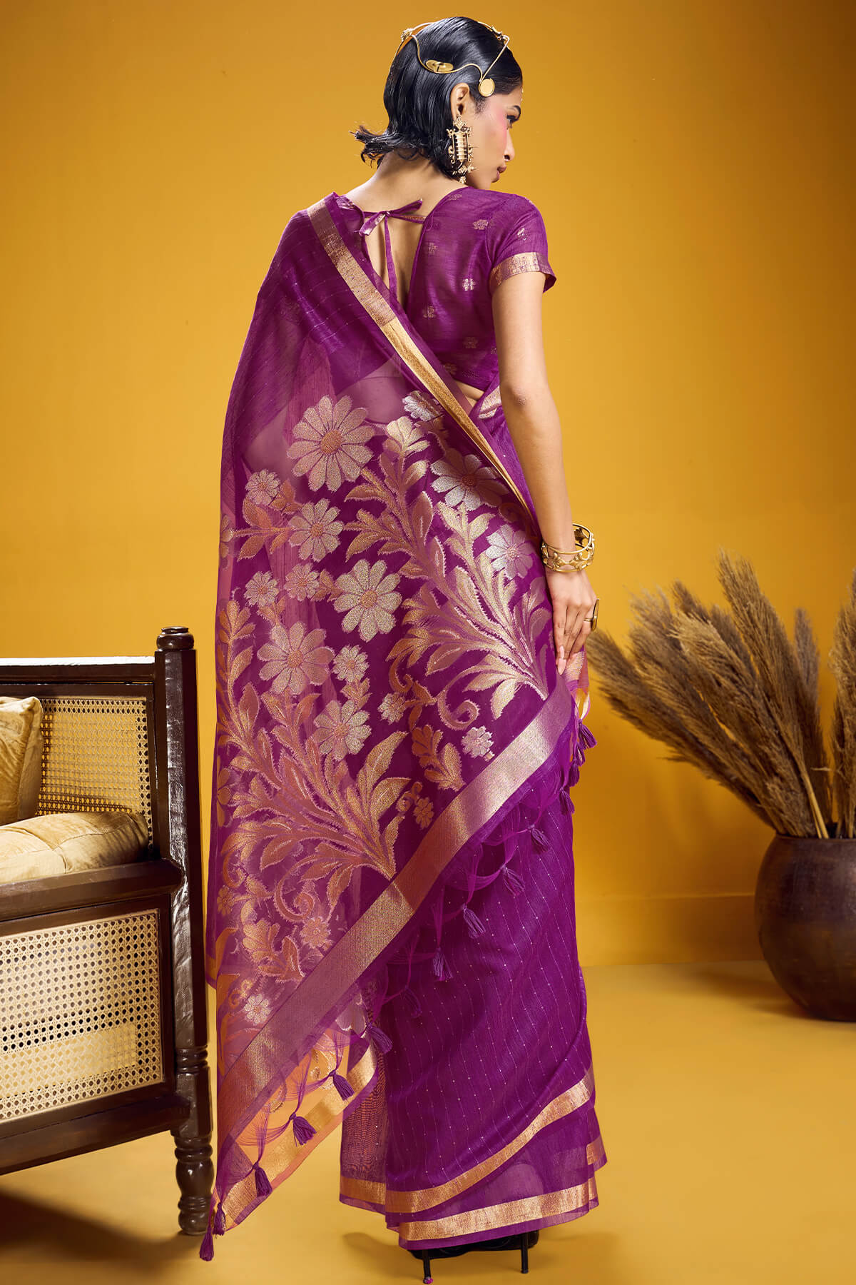 Glowing Purple Pure Munga Cotton Silk Saree With Adorning Blouse Piece