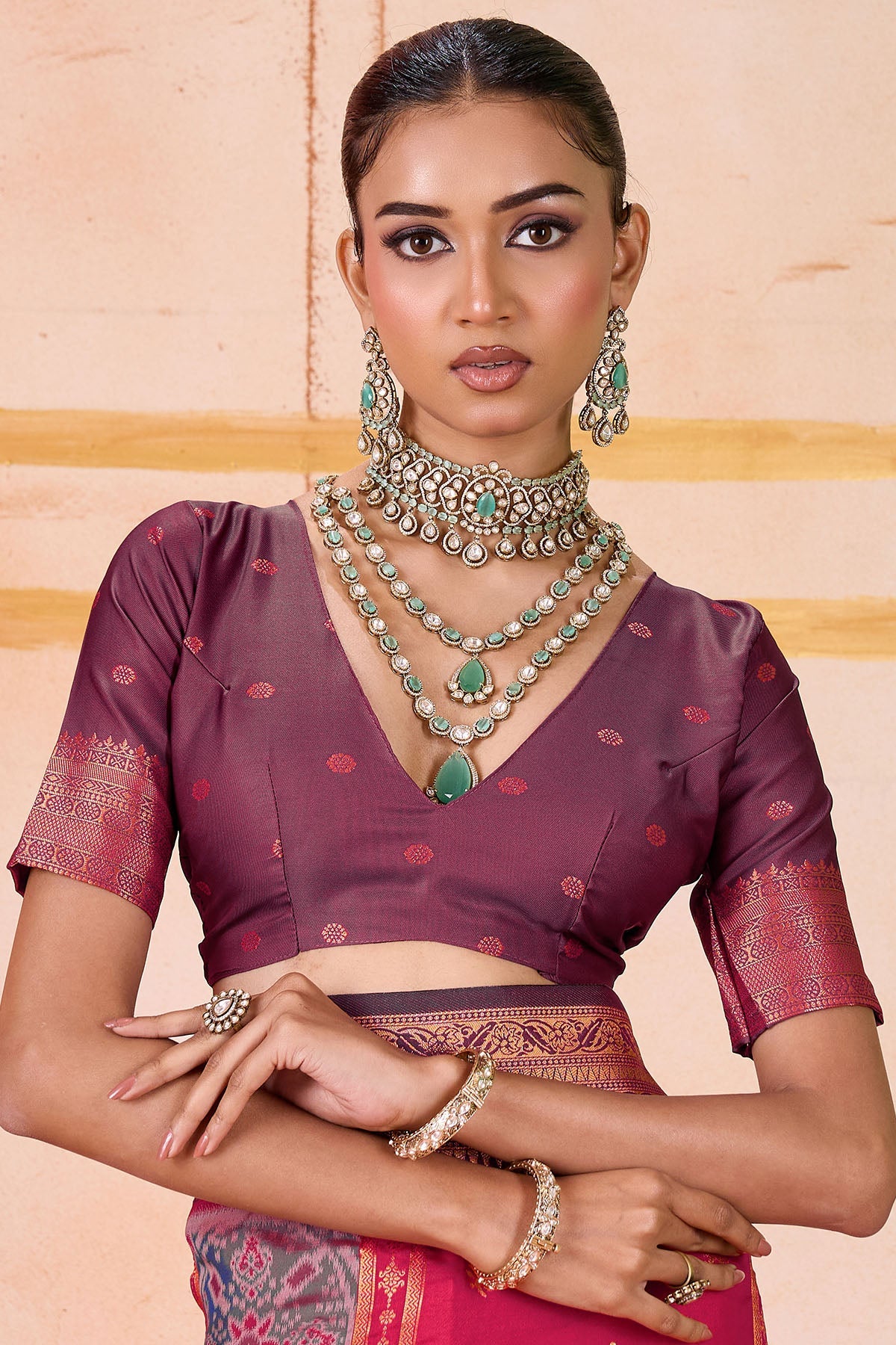 Sonorous Dark Pink Pure Zari Weaving Banarasi Silk Saree With Ephemeral Blouse Piece