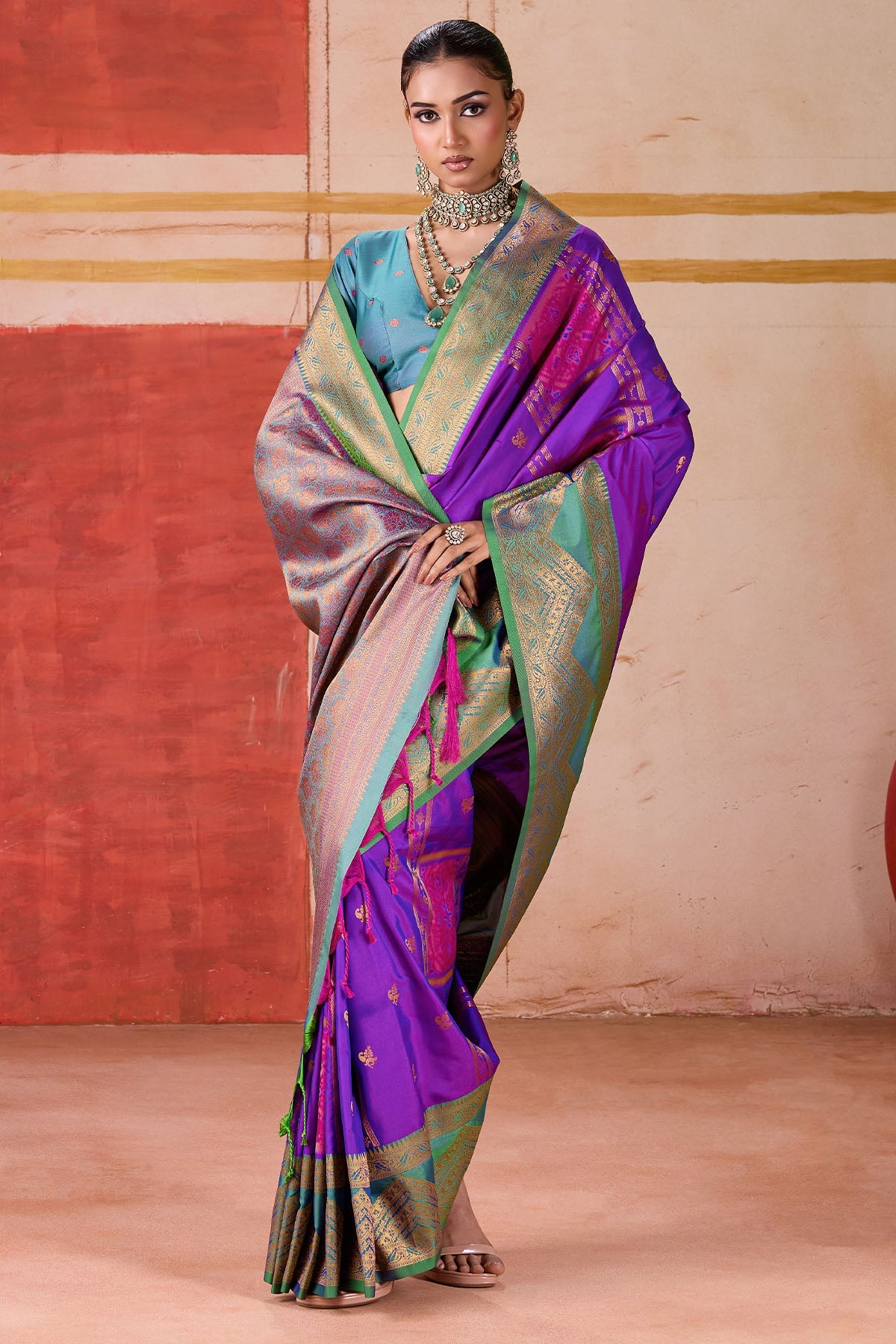 Appealing Purple Pure Zari Weaving Banarasi Silk Saree With Lagniappe Blouse Piece