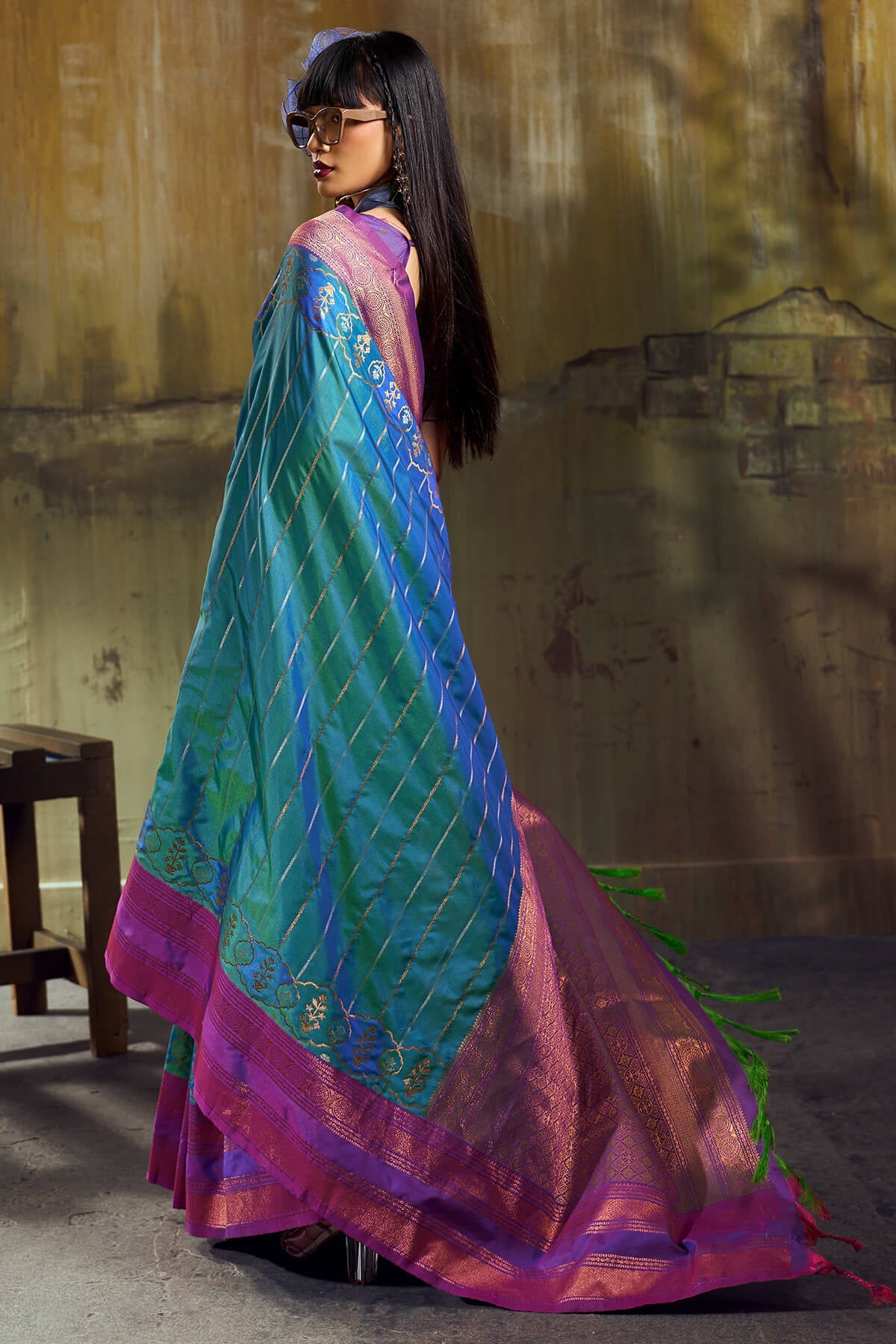 Brood Rama Pure Zari Weaving Banarasi Silk Saree With Sophisticated Blouse Piece