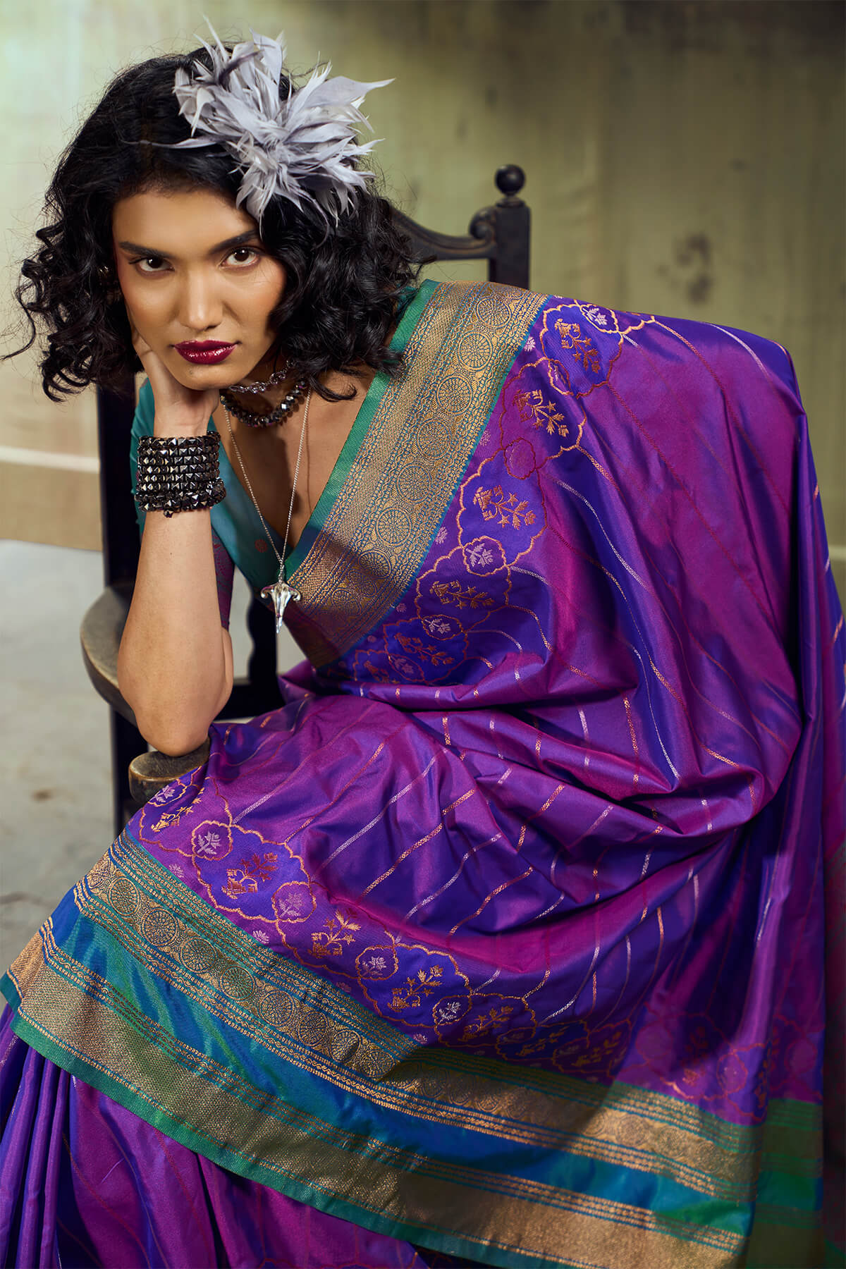 Gleaming Purple Pure Zari Weaving Banarasi Silk Saree With Assemblage Blouse Piece