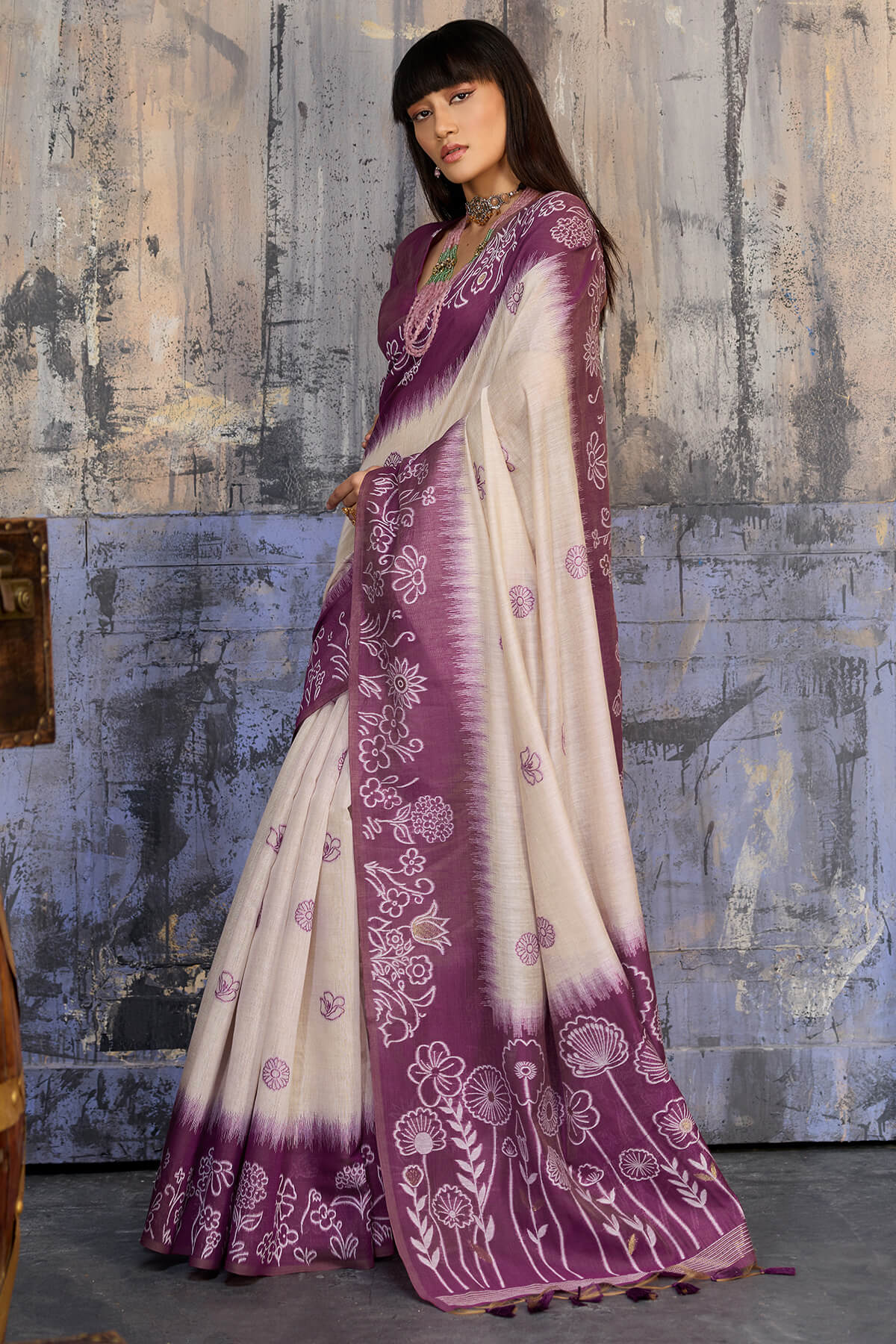 Fragrant Beige and Purple Pure Munga Cotton Saree With Surpassing Blouse Piece