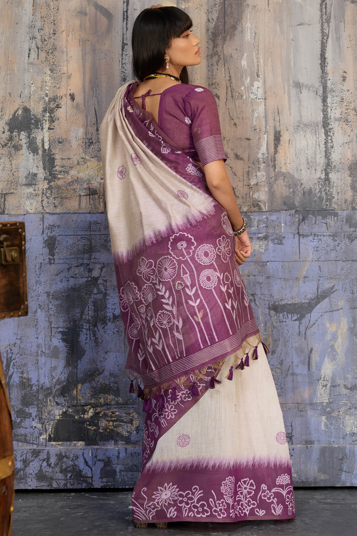 Fragrant Beige and Purple Pure Munga Cotton Saree With Surpassing Blouse Piece