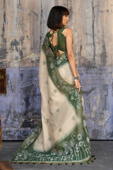 Effulgent Beige and Green Pure Munga Cotton Saree With Amiable Blouse Piece