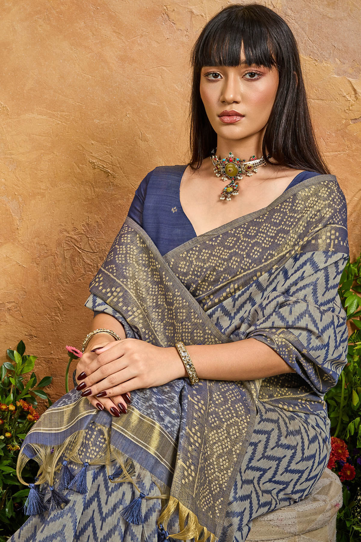 Beguiling Blue Viscose Cotton Patola Silk Saree With Splendorous Blouse Piece