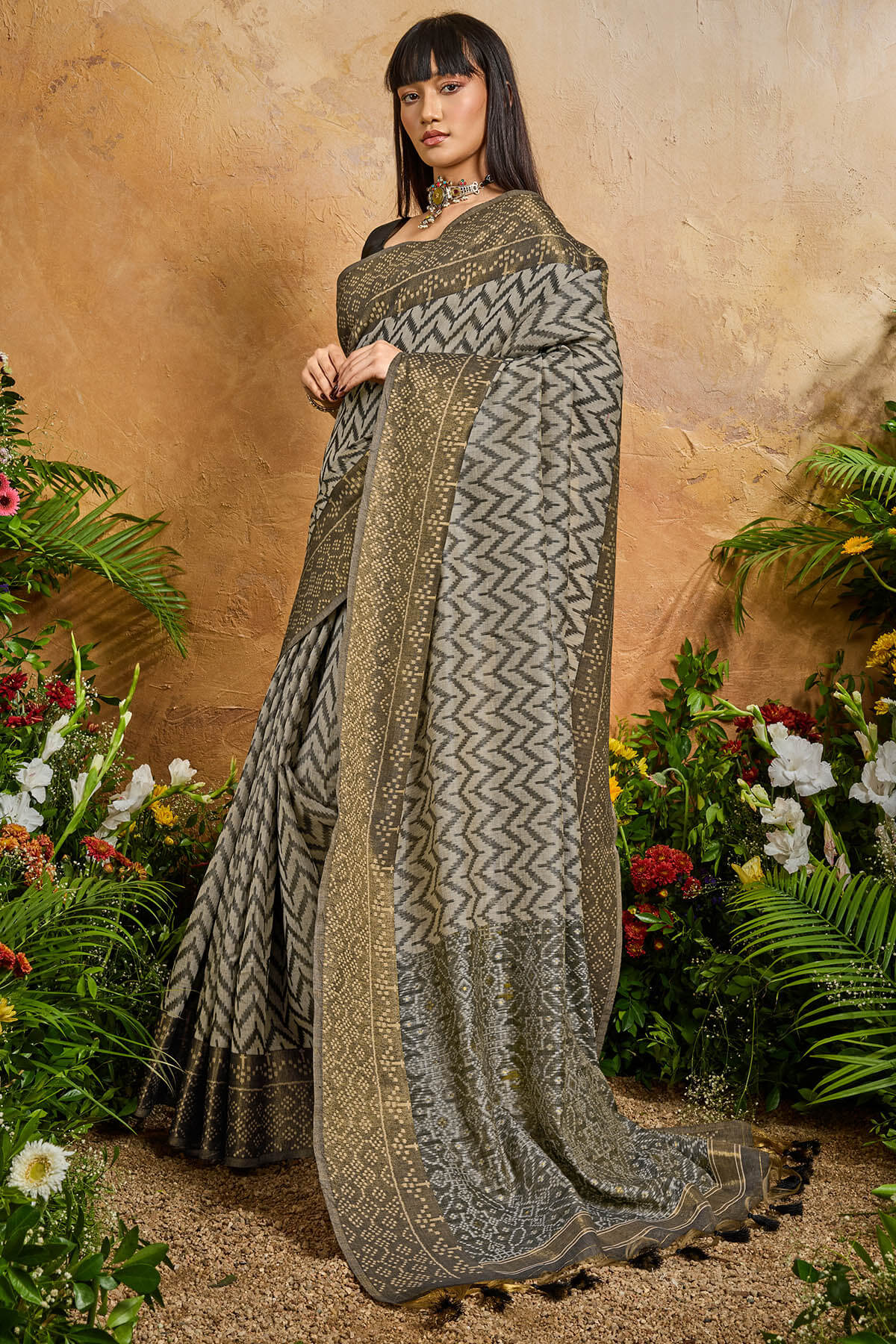 Fairytale Black Viscose Cotton Patola Silk Saree With Deserving Blouse Piece