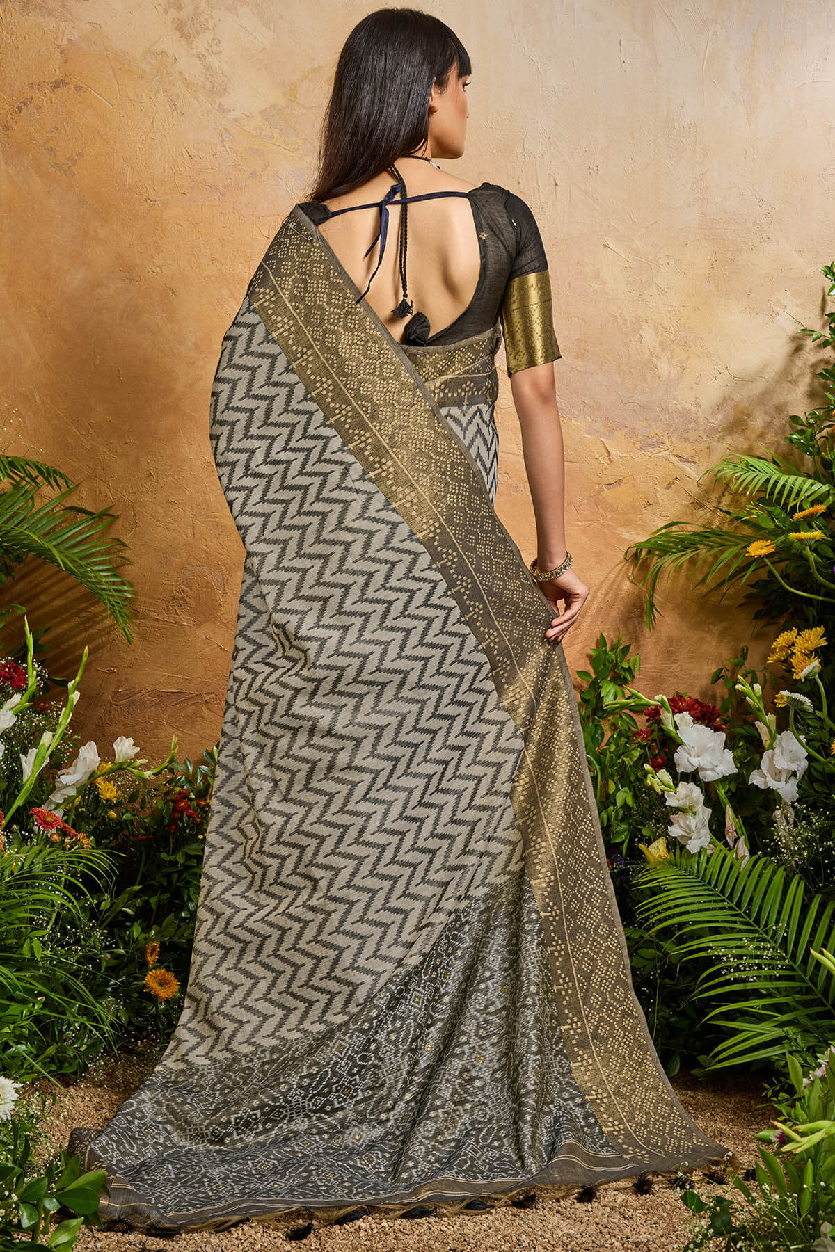 Fairytale Black Viscose Cotton Patola Silk Saree With Deserving Blouse Piece