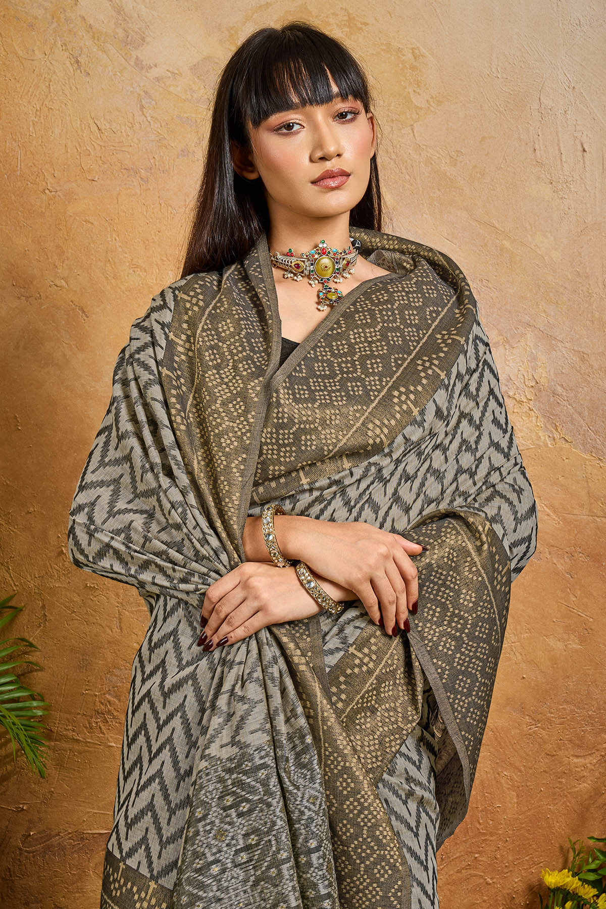 Fairytale Black Viscose Cotton Patola Silk Saree With Deserving Blouse Piece