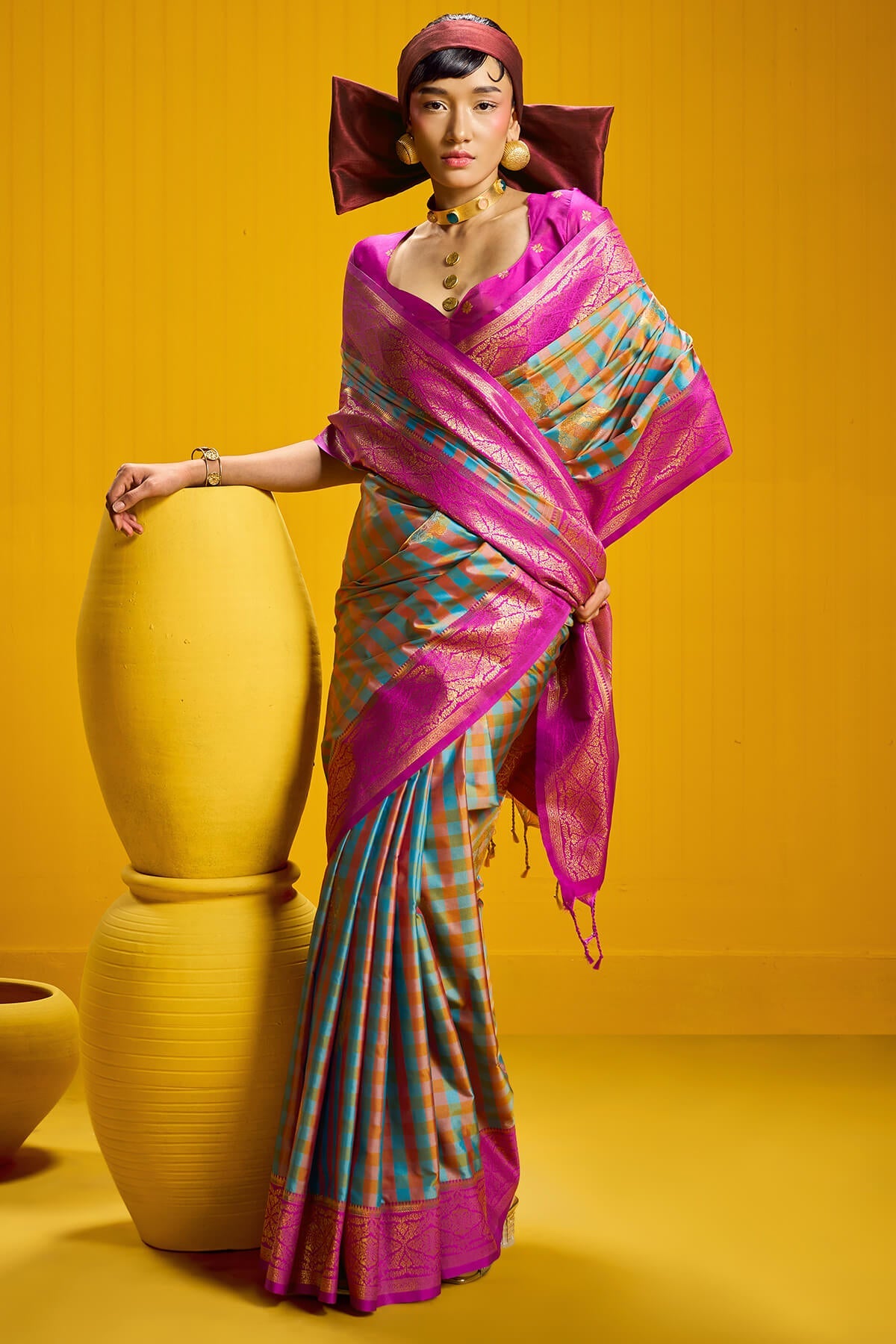 Sensational Blue Two Tone Chex Banarasi Silk Saree With Snazzy Blouse Piece