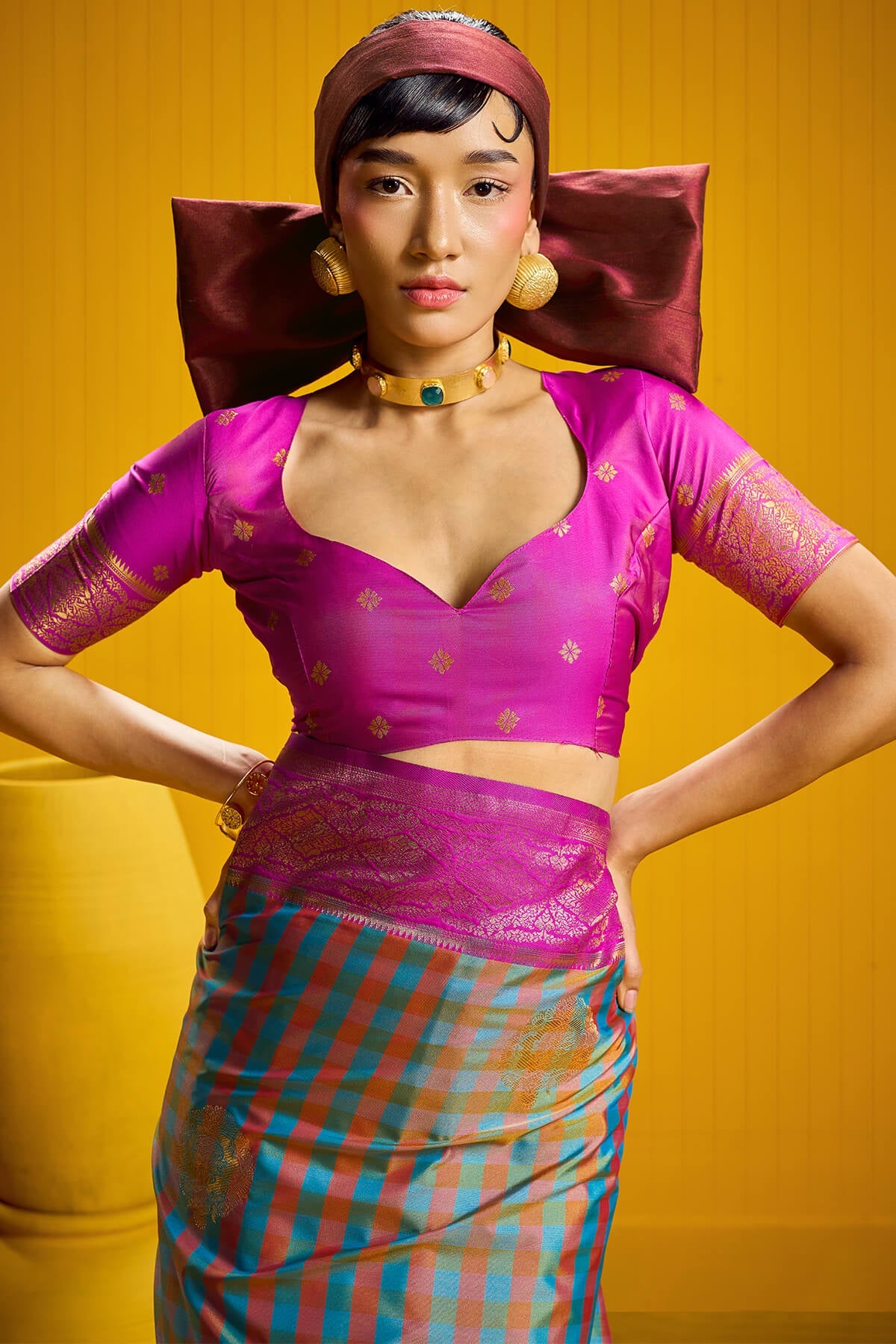 Sensational Blue Two Tone Chex Banarasi Silk Saree With Snazzy Blouse Piece