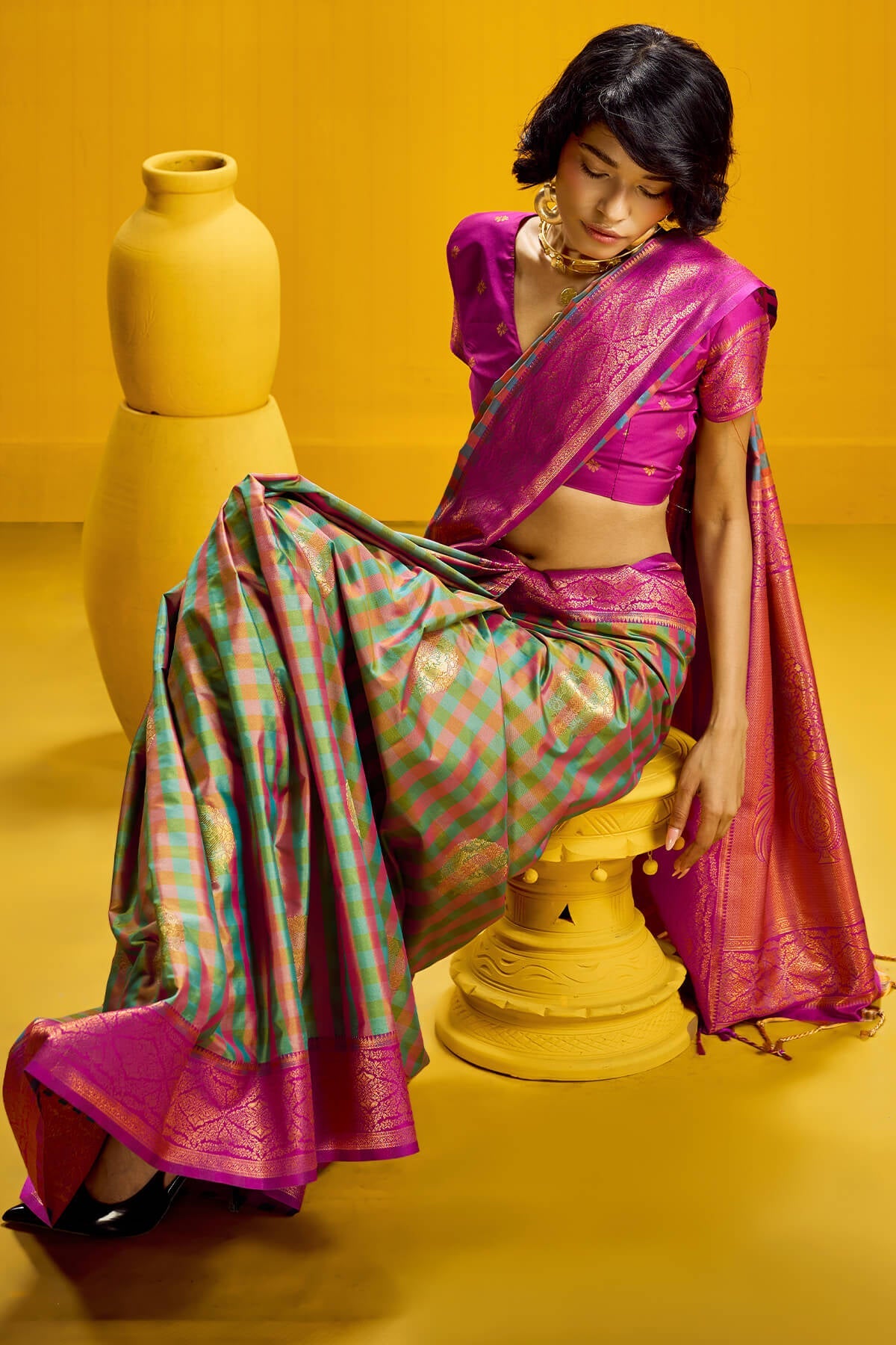 Lovely Green Two Tone Chex Banarasi Silk Saree With Pretty Blouse Piece