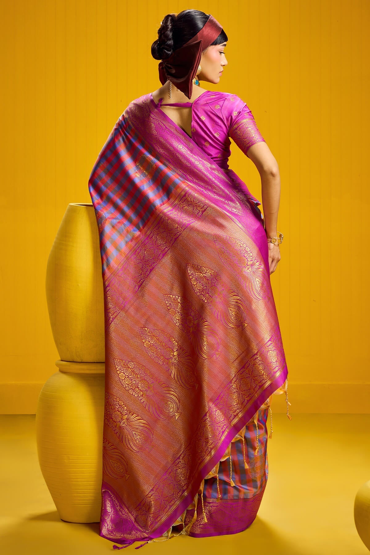 Improbable Lavender Two Tone Chex Banarasi Silk Saree With Enthralling Blouse Piece
