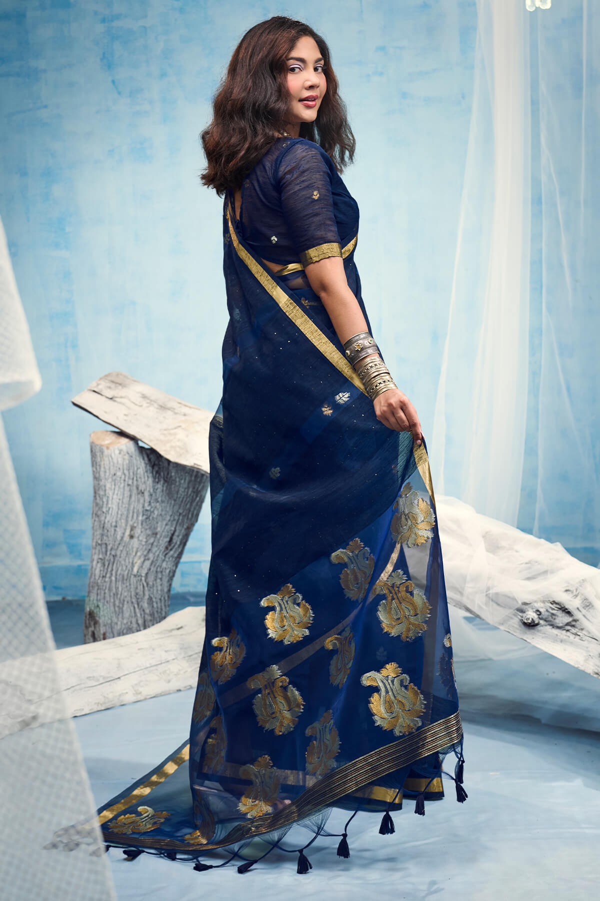 Woebegone Navy Blue Pure Munga Cotton Silk Saree With Ethnic Blouse Piece